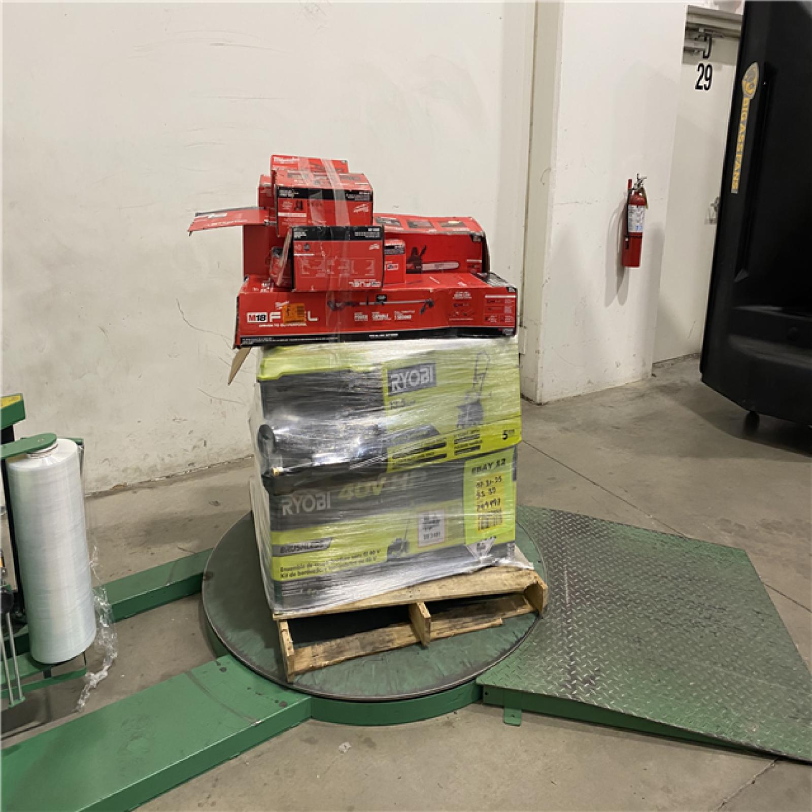 Dallas Location - As-Is Tool Pallet