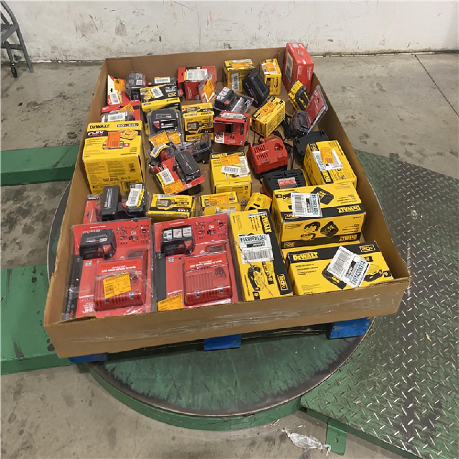 Dallas Location - As-Is Battery Tool Pallet