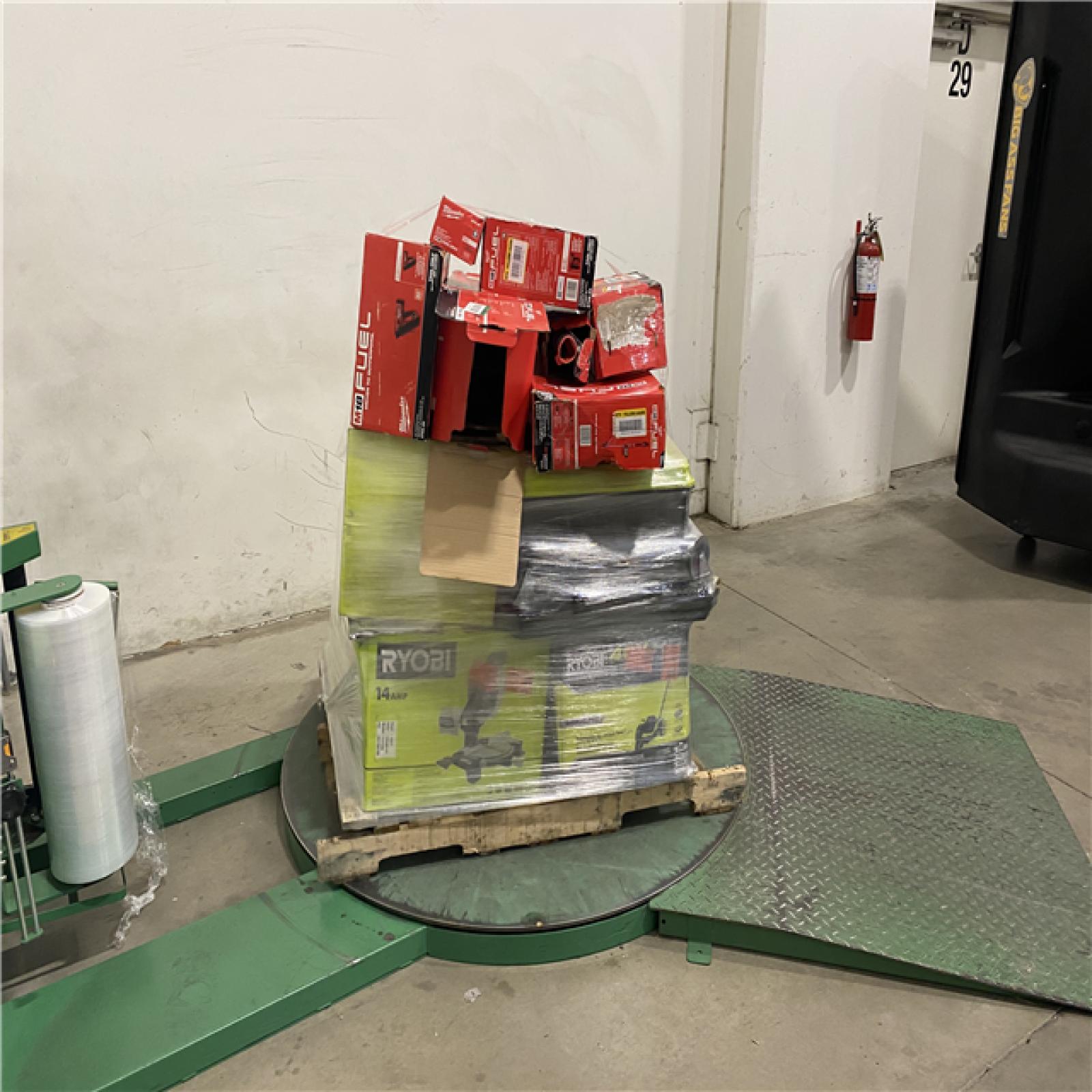 Dallas Location - As-Is Tool Pallet