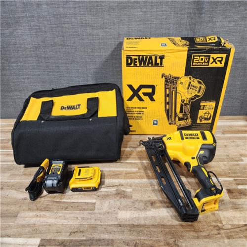 HOUSTON LOCATION - AS-IS DEWALT 20V MAX XR 16-Gauge Electric Cordless Angled Finishing Nailer Kit
