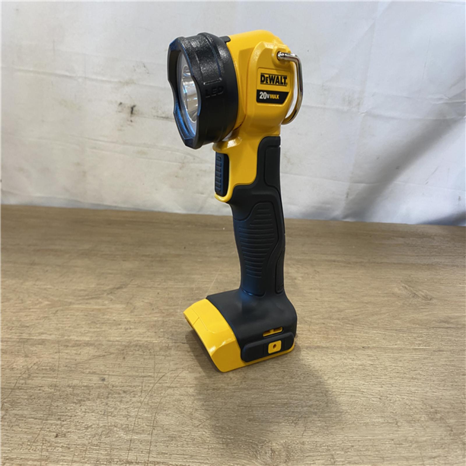 AS-IS DEWALT 20-Volt MAX Lithium-Ion Cordless Combo Kit (4-Tool) with (2) Batteries 3.0Ah  Charger and Tool Bag