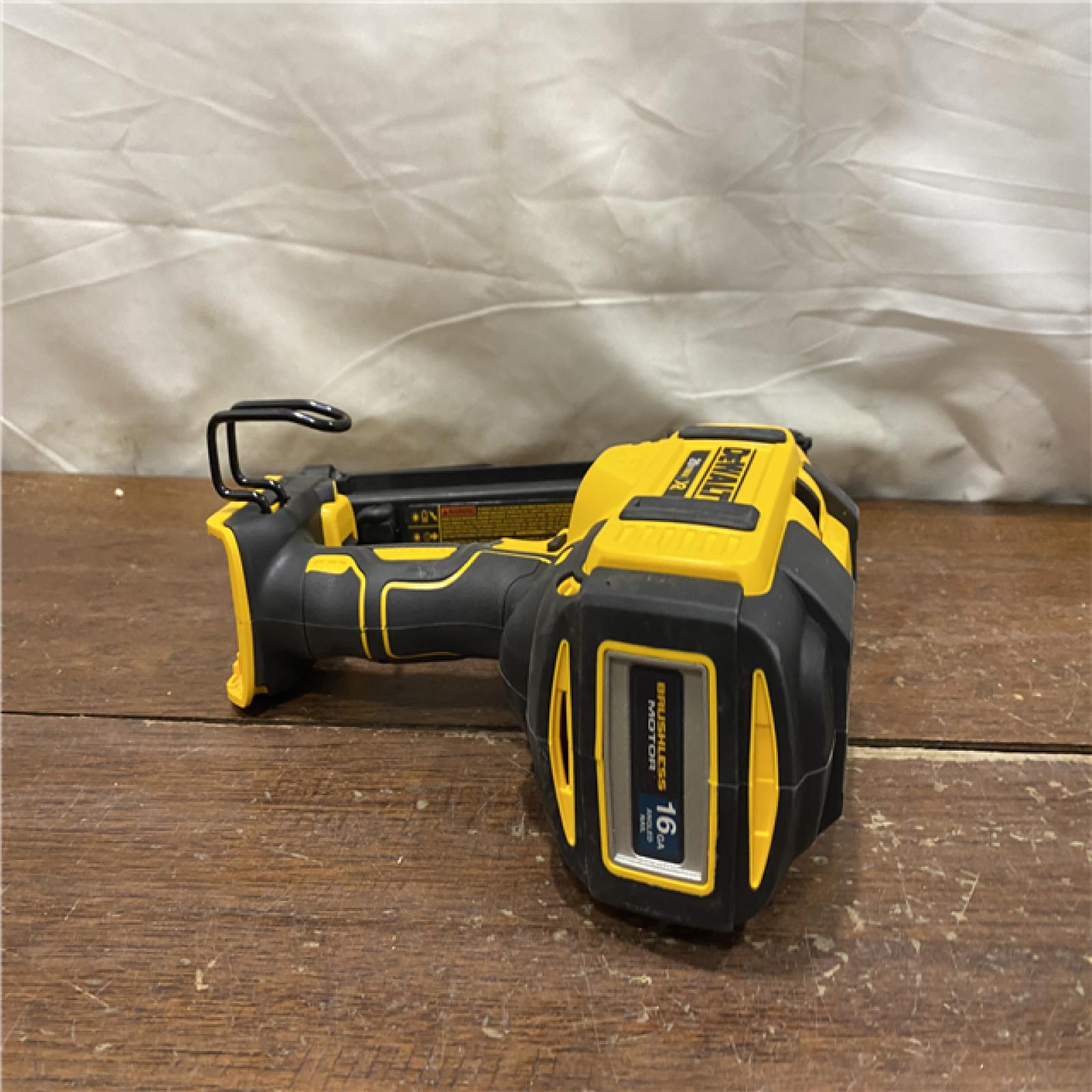 AS-IS DeWalt DCN660D1 20V 16 Gauge Cordless Angled Finish Nailer Kit W/ 2Ah Battery