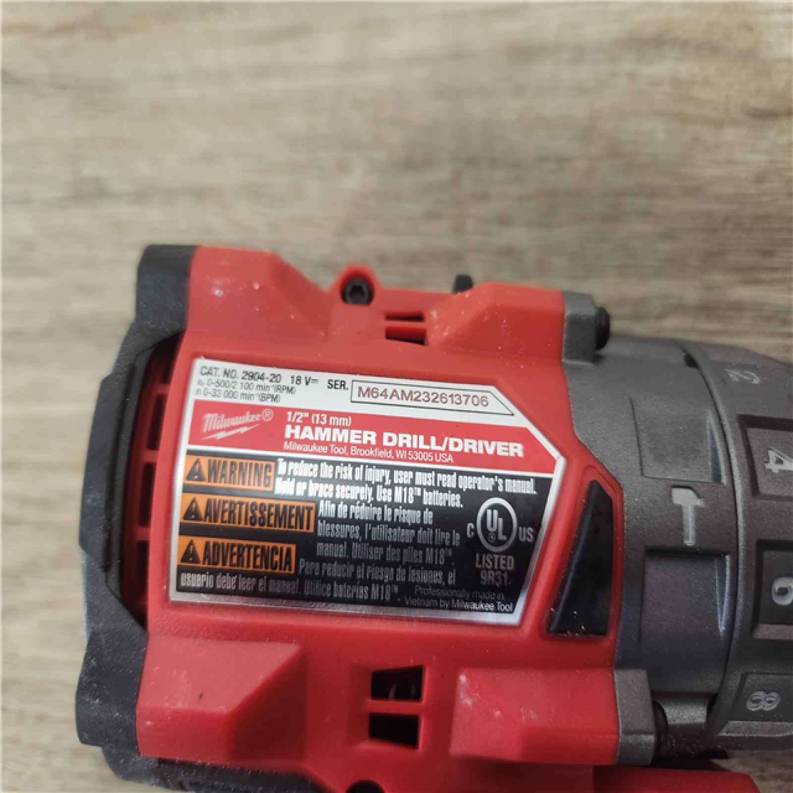 Phoenix Location LIKE NEW Milwaukee M18 FUEL 18V Lithium-Ion Brushless Cordless Hammer Drill and Impact Driver Combo Kit (2-Tool) with 2 Batteries