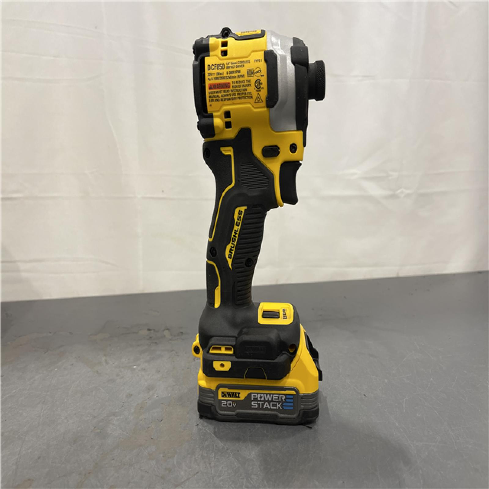 AS-IS - DEWALT 20V Cordless Compact Impact Driver 20V MAX POWERSTACK Battery Starter Kit