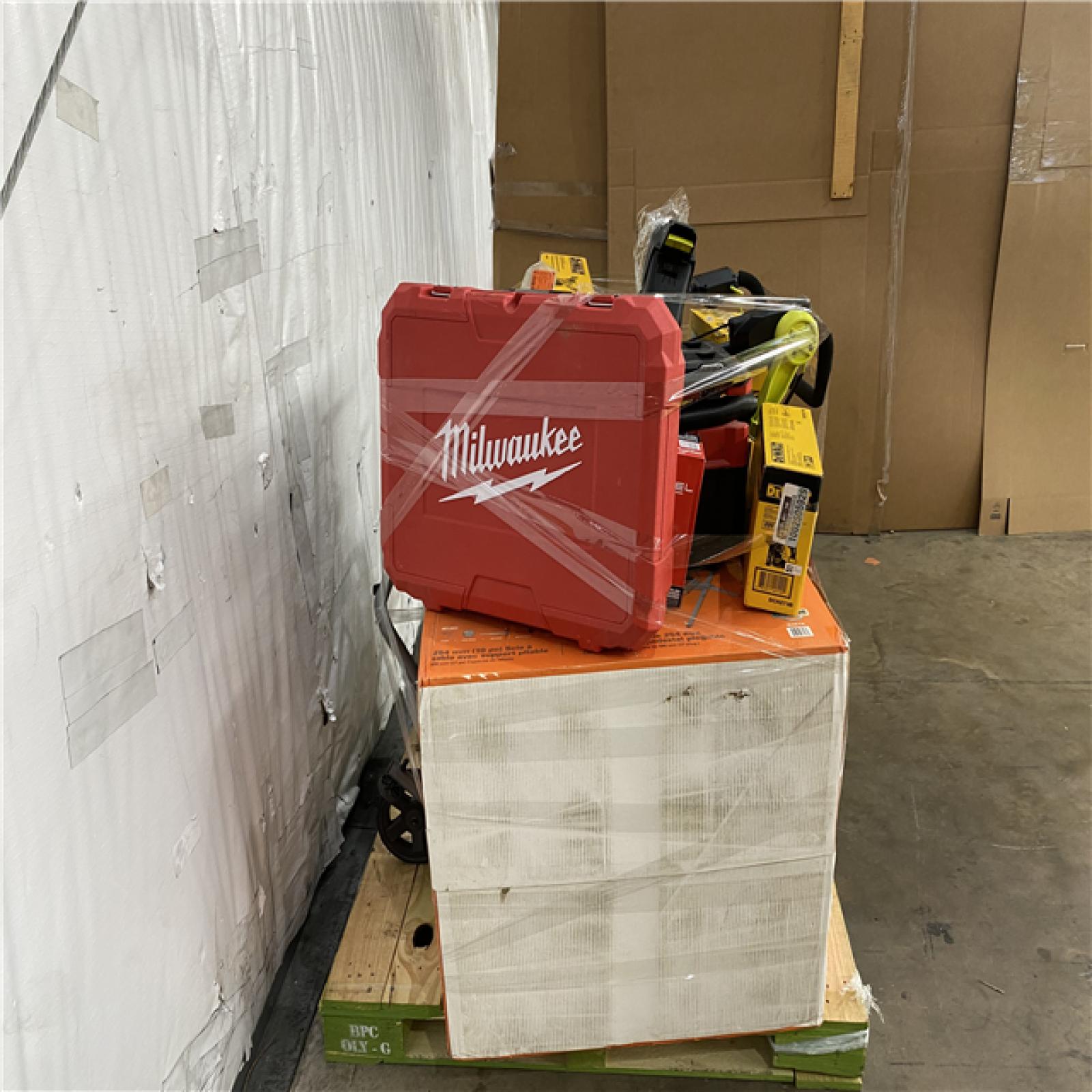 Houston Location AS IS - Tool Pallet