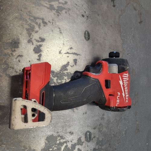 AS-IS- Milwaukee 18V Lithium-Ion Brushless Cordless 1/4 Hex Impact Driver (Tool-Only)