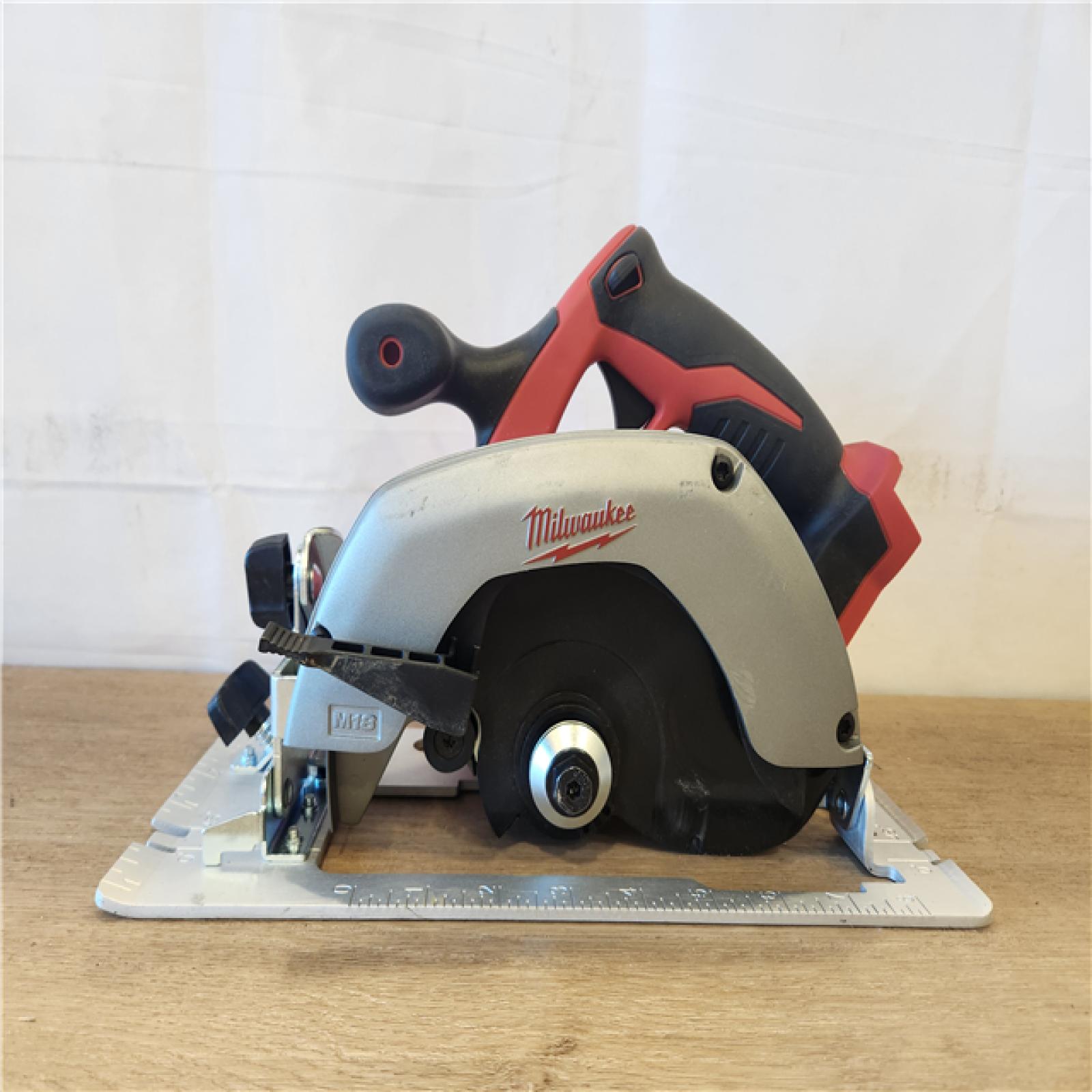 Milwaukee M18 6 1/2 Circular Saw (Tool Only)
