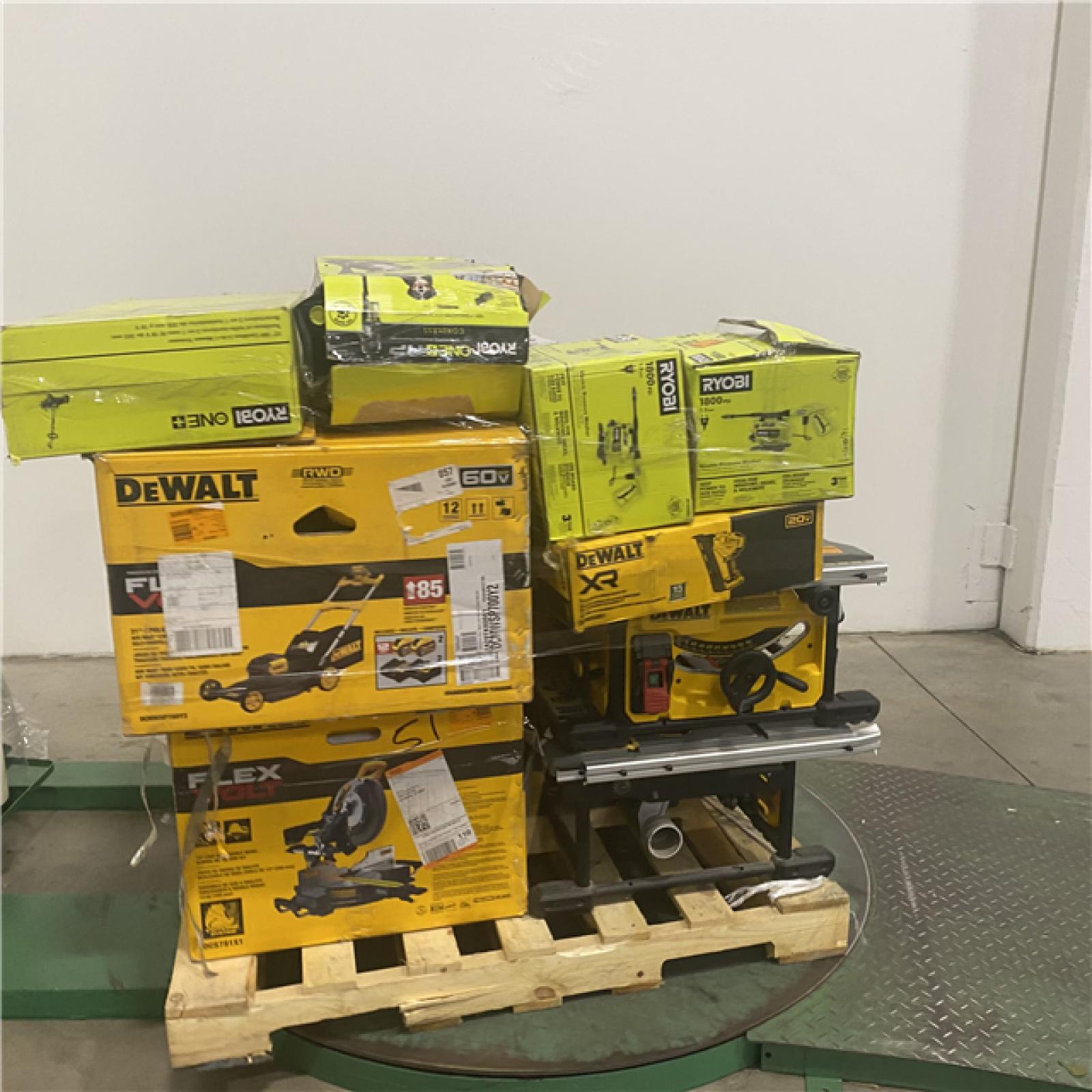 Dallas Location - As-Is Tool Pallet