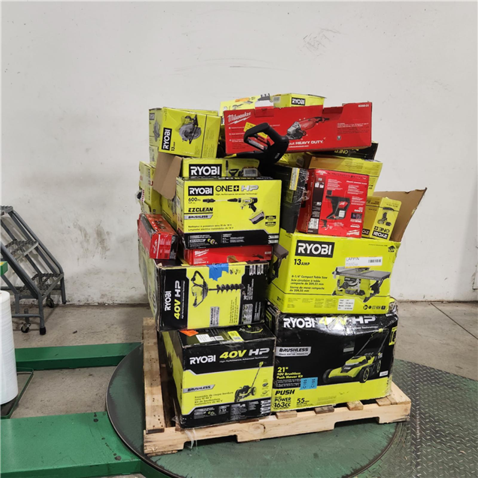 Dallas Location - As-Is Tool Pallet