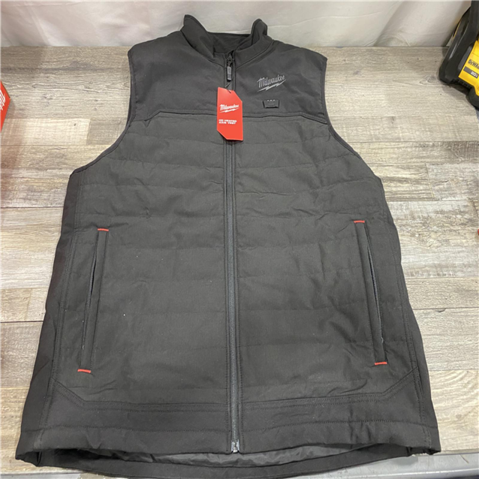 AS-IS Milwaukee Men's X-Large 12-Volt Lithium-Ion Cordless Axis Black Heated Vest Kit