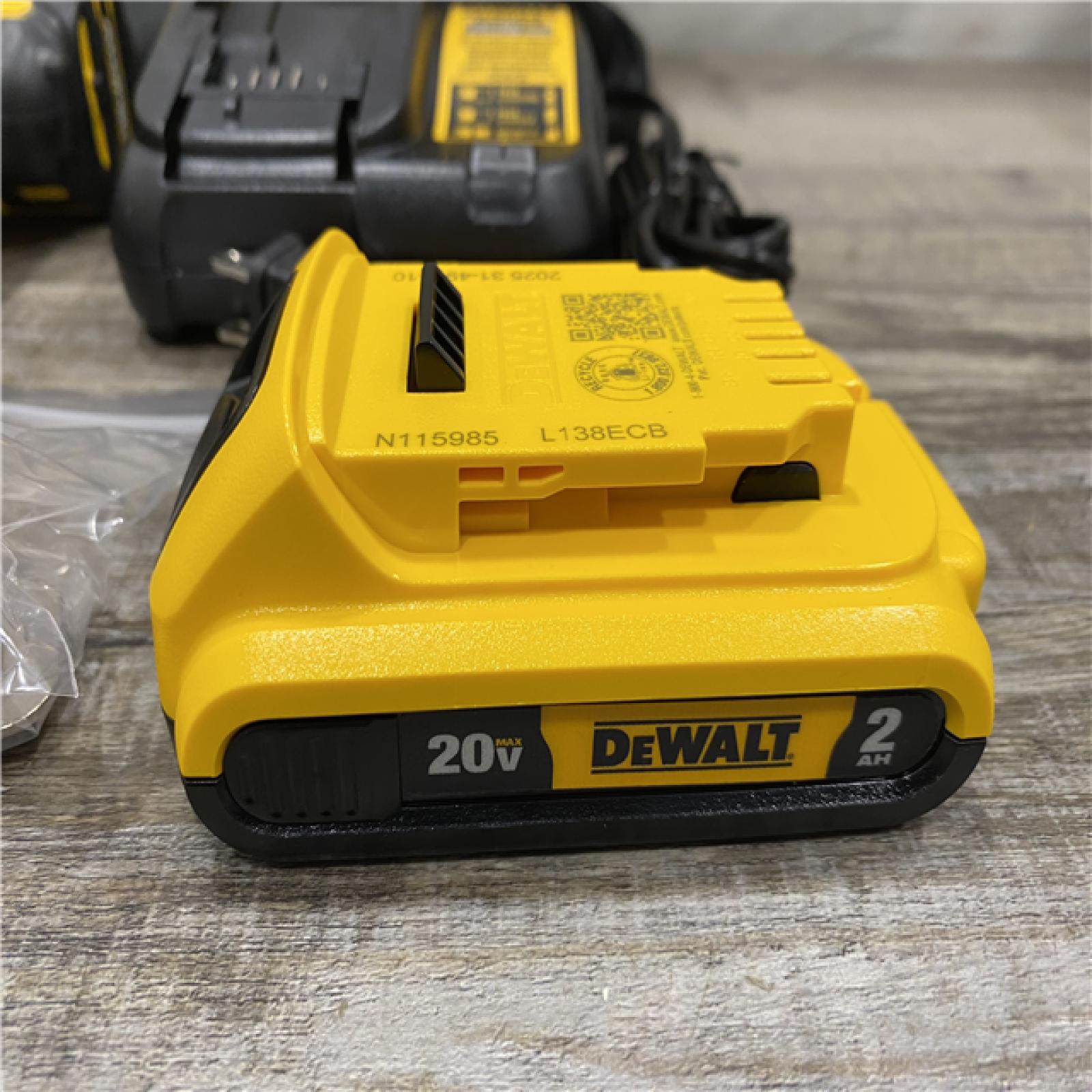 AS-IS DEWALT Atomic 20V Max Lithium-Ion Brushless Cordless Compact 1/4 in. Impact Driver Kit
