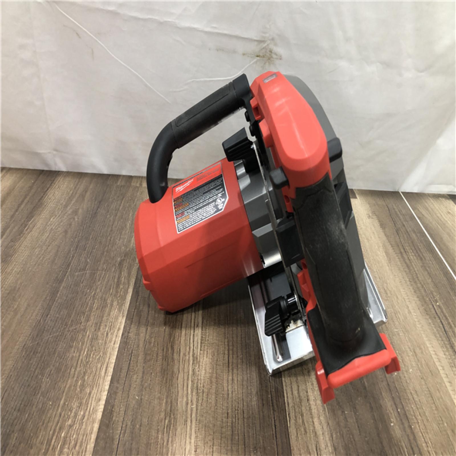 AS-IS Milwaukee FUEL 18V 8 in. Lithium-Ion Brushless Cordless Metal Cutting Circular Saw (Tool-Only)