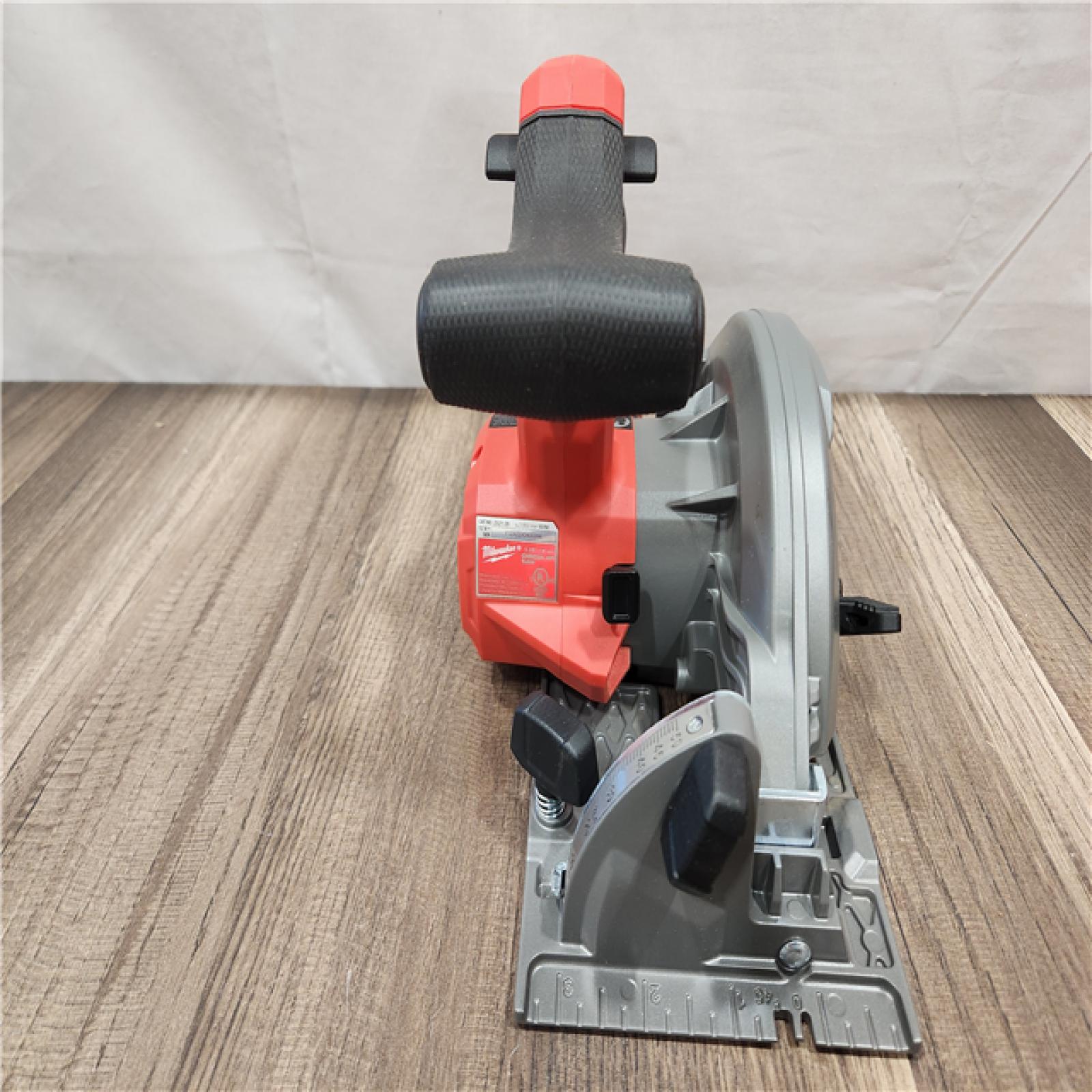 AS-IS- M12 MILWAUKEE CIRCULAR SAW (Tool-Only)