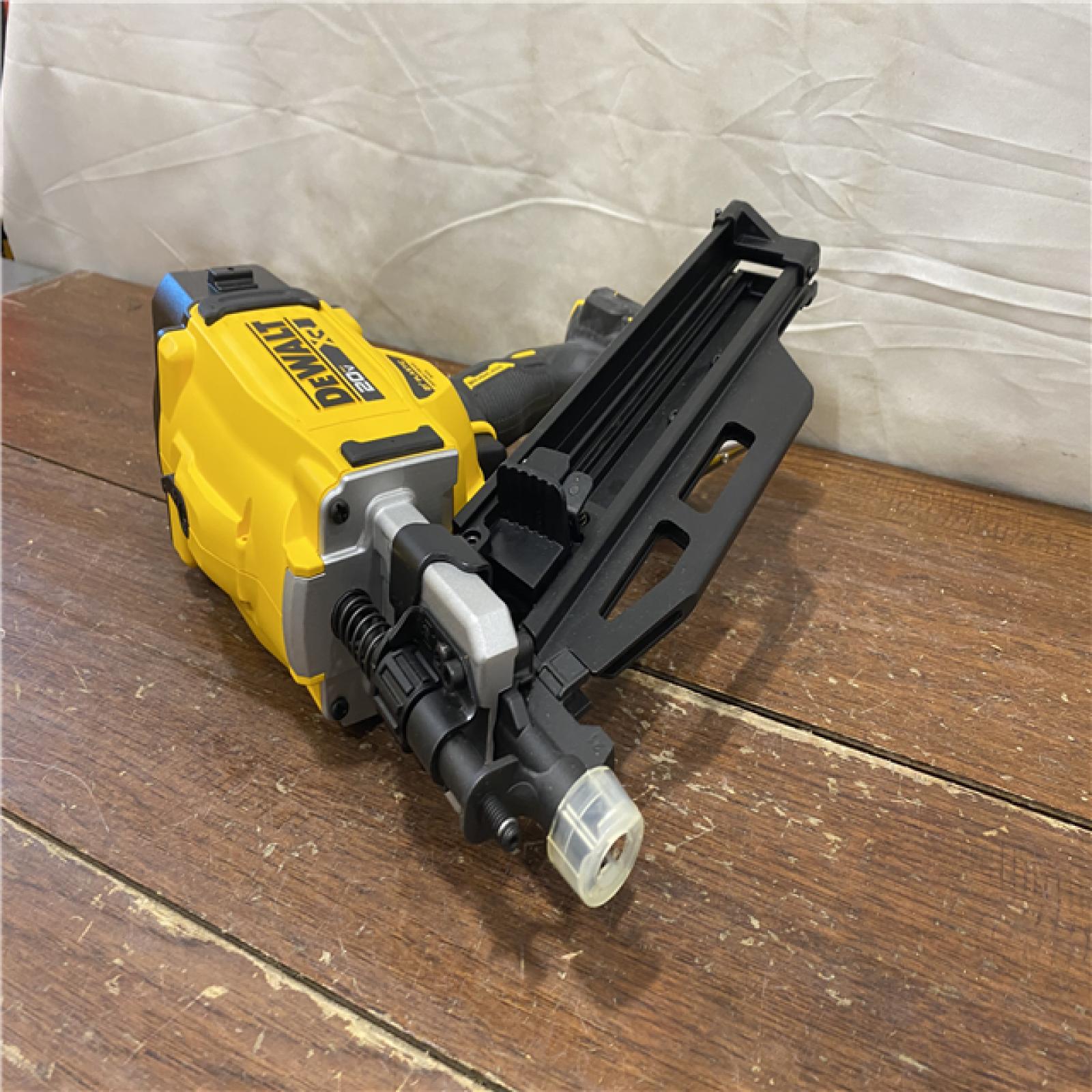 AS-IS DEWALT 20-Volt 30° Cordless Framing Nailer (Tool-Only)