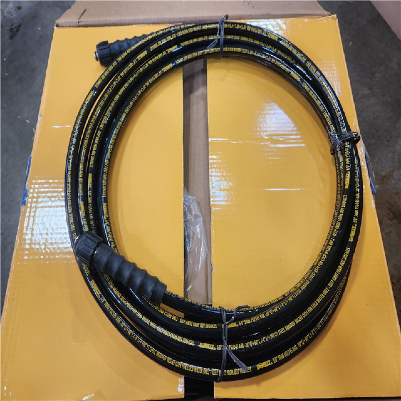 Phoenix NEW DEWALT 3600 PSI 2.5 GPM Cold Water Gas Professional Pressure Washer with HONDA GX200 Engine