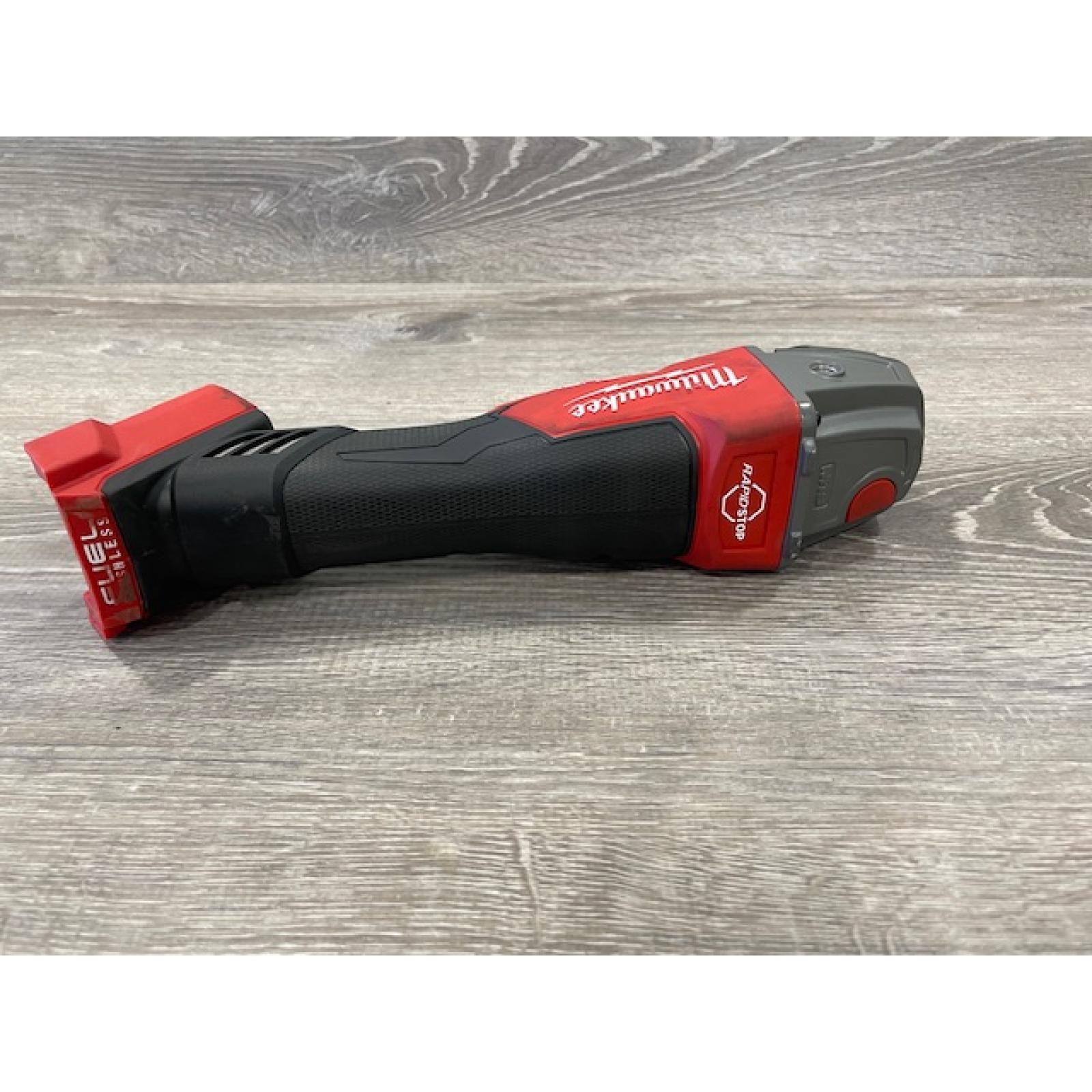 Milwaukee FUEL 18V Lithium-Ion Brushless Cordless 4-1/2 in./5 in. Grinder w/Paddle Switch (Tool-Only)