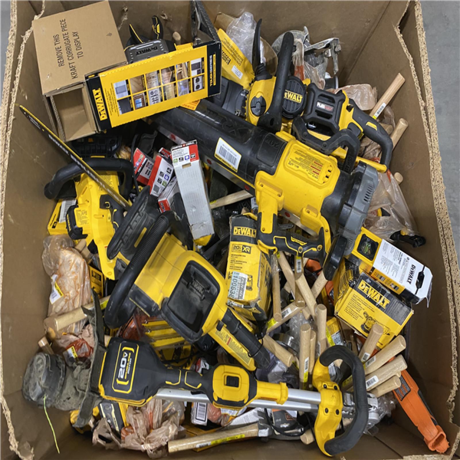 Dallas Location - As-Is Tool Pallet