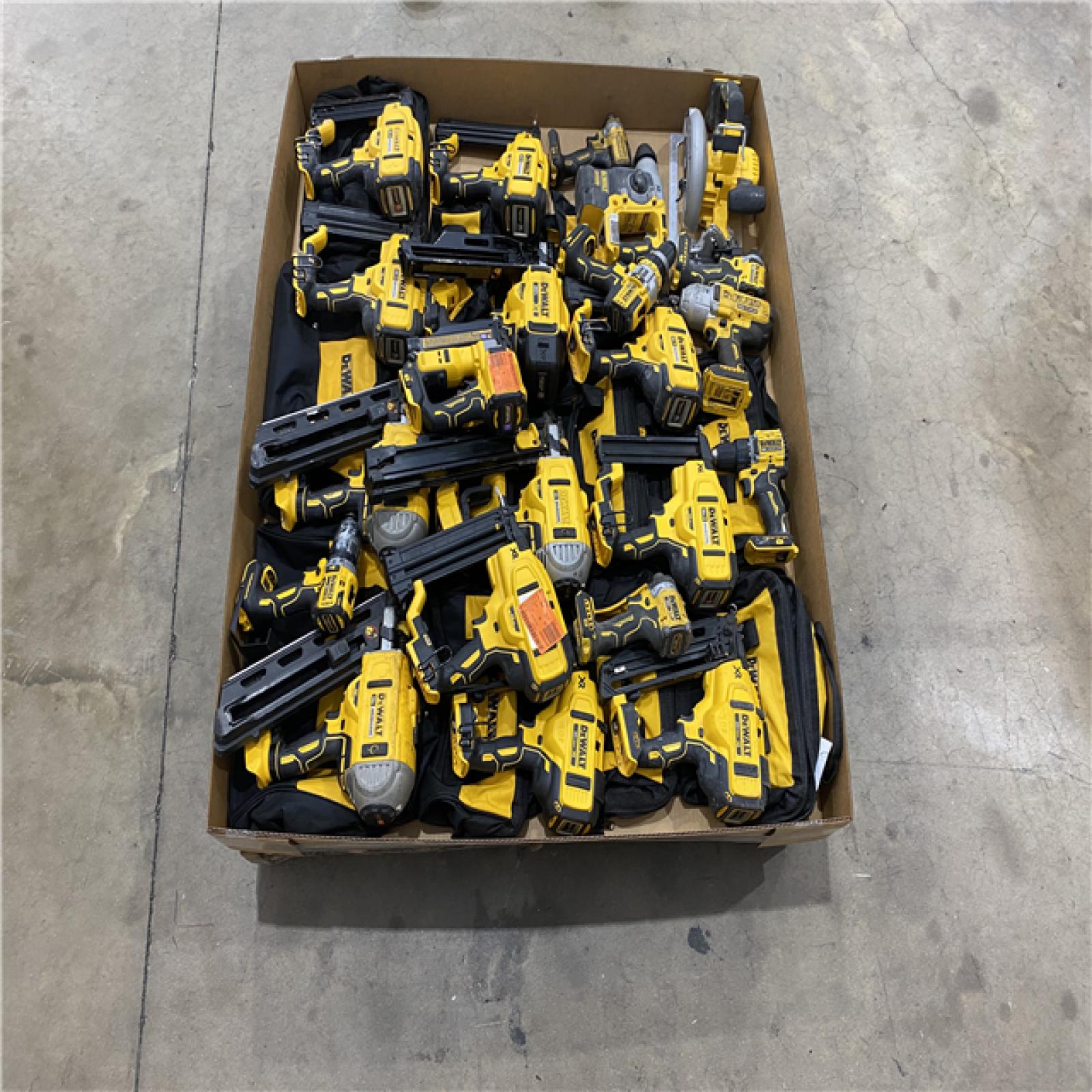 Houston Location AS IS - Tool Pallet