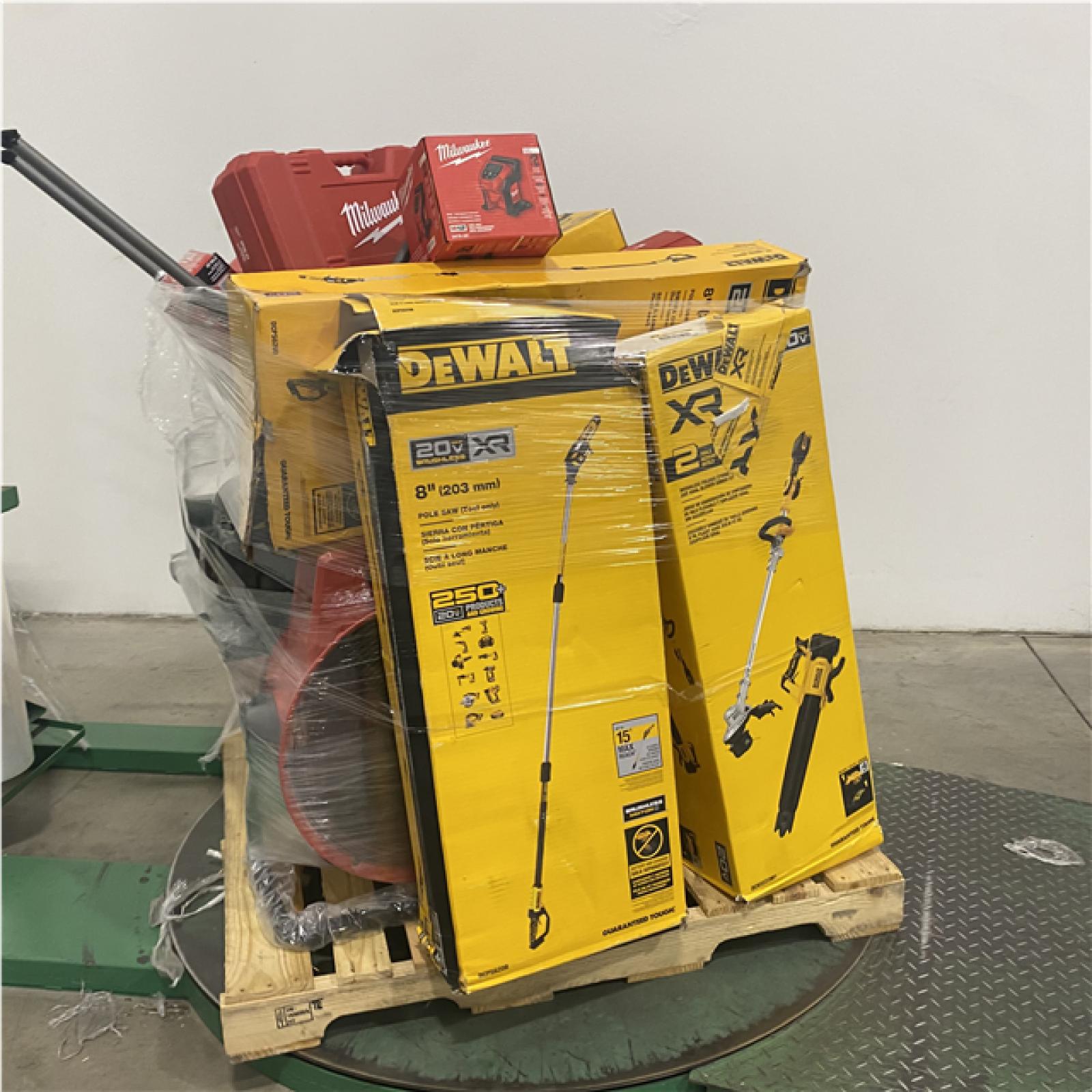 Dallas Location - As-Is Tool Pallet