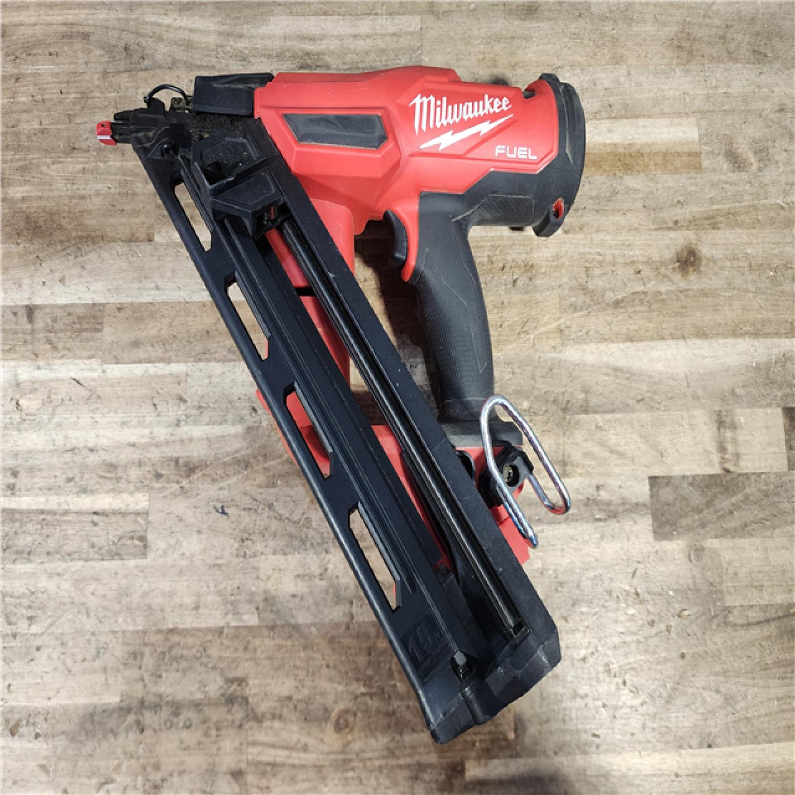 HOUSTON LOCATION - AS-IS Milwaukee FUEL 18-Volt Lithium-Ion Brushless Cordless Gen II 15-Gauge Angled Finish Nailer (Tool-Only)