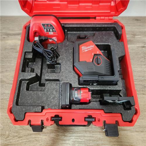 Phoenix Location NEW Milwaukee M12 12-Volt Lithium-Ion Cordless Green 250 ft. 3-Plane Laser Level Kit with One 4.0 Ah Battery, Charger and Case