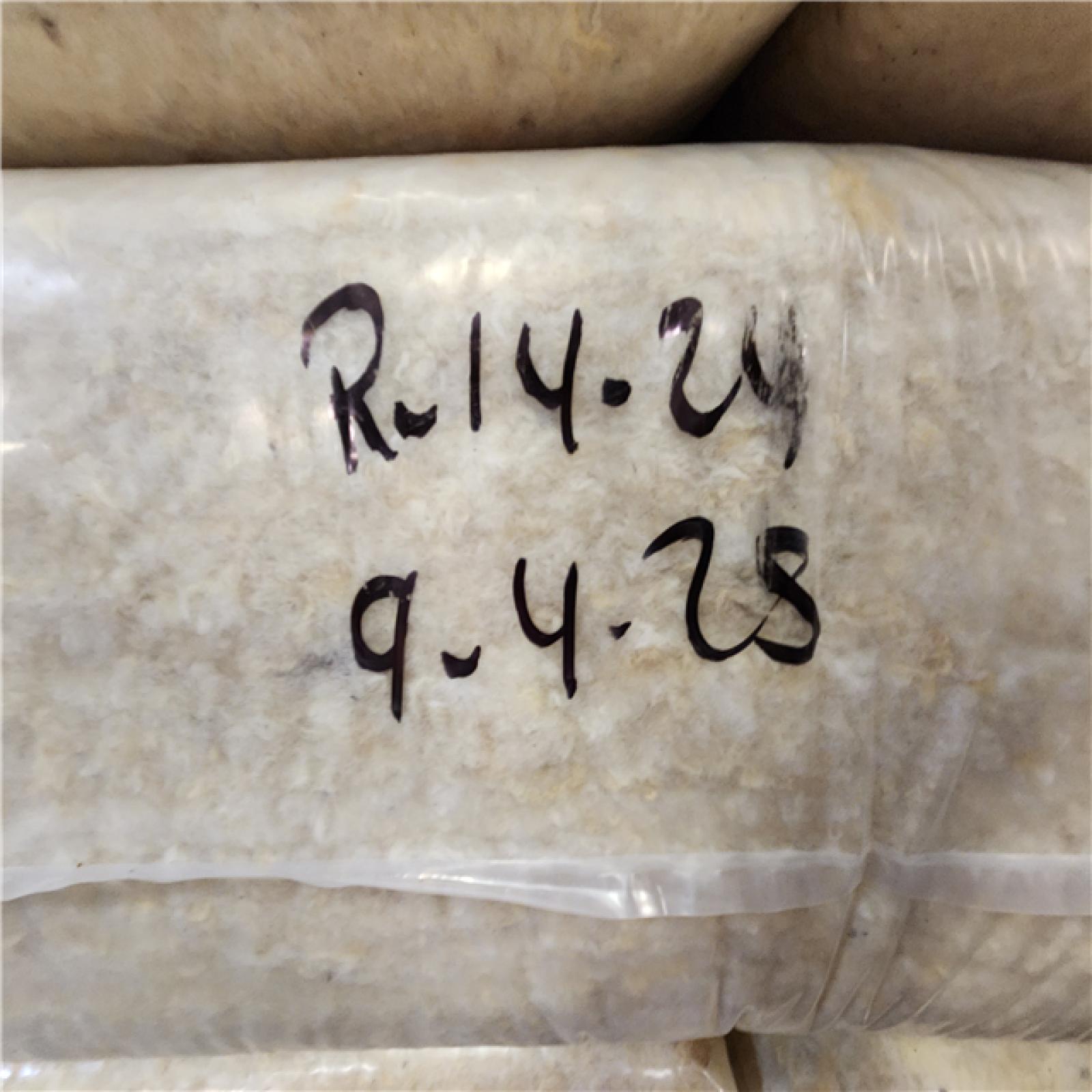 Phoenix NEW Havelock Wool R-14 Unfaced Wool Insulation Batt L:46.5 T:3.5 W:23.5 (990 SF/ 11 Bags) Pallet