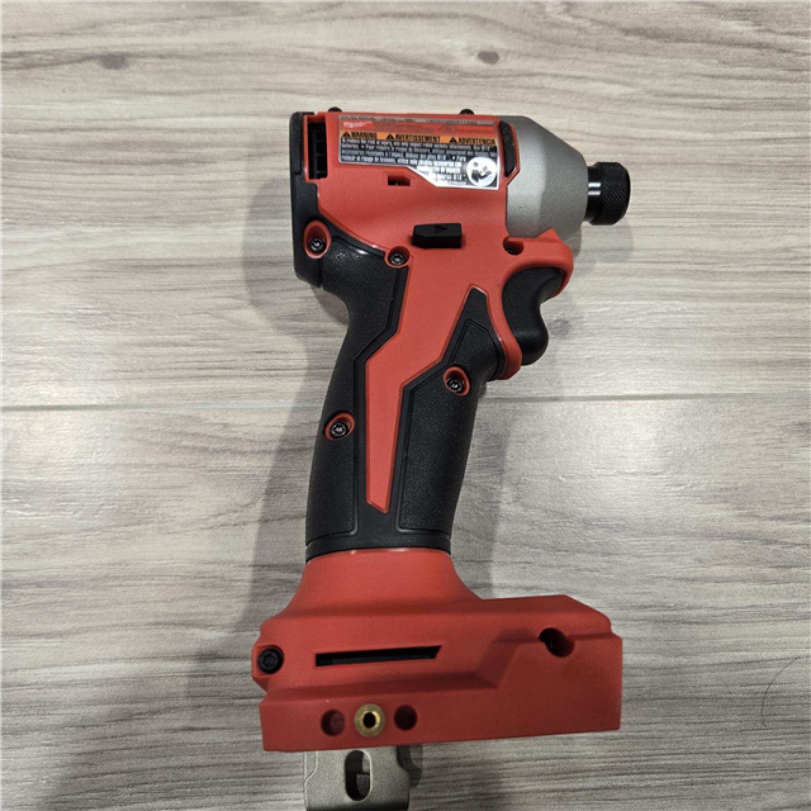 AS-IS Milwaukee M18 Compact Brushless 1/4  Hex Impact Driver Kit