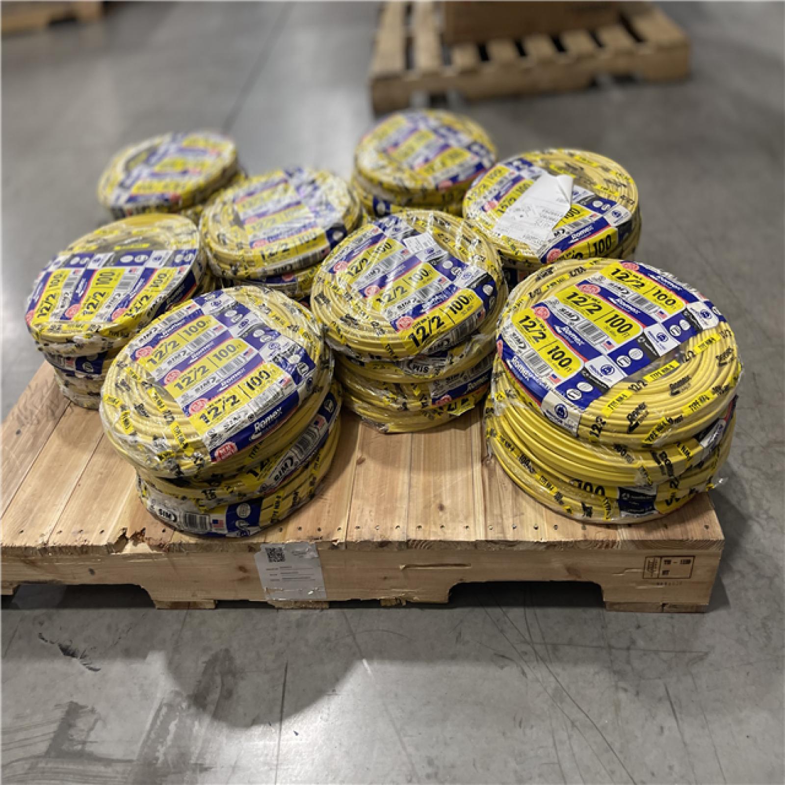 DALLAS LOCATION - Southwire 100 ft. 12/2 Solid Romex SIMpull CU NM-B W/G Wire PALLET-(32 UNITS)