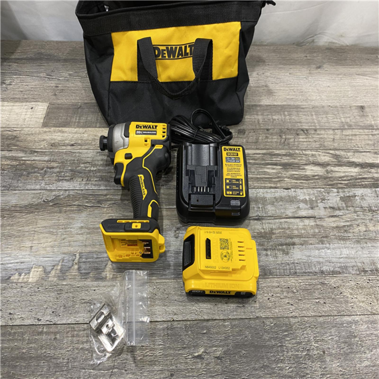 AS-IS DEWALT Atomic 20V Max Lithium-Ion Brushless Cordless Compact 1/4 in. Impact Driver Kit