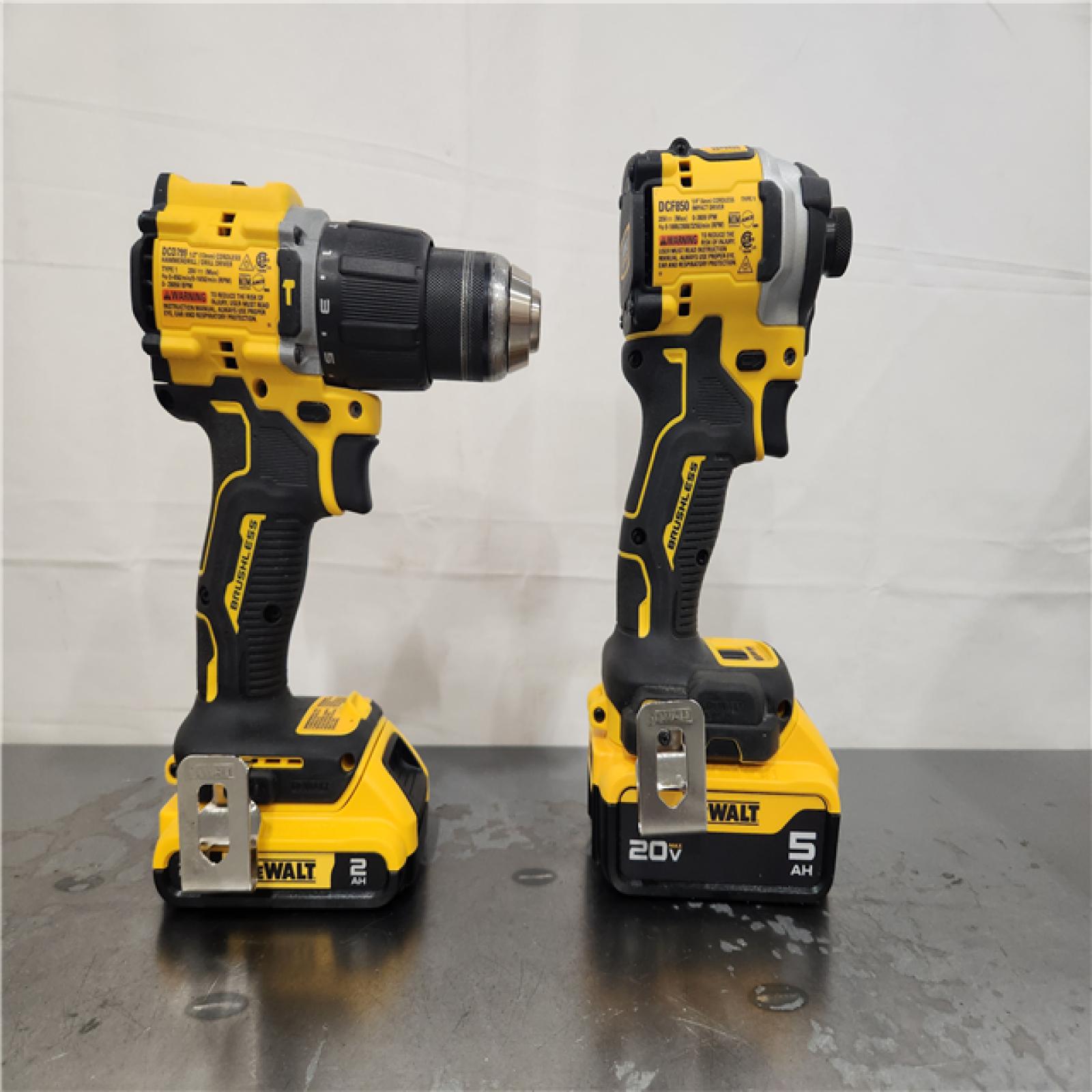 AS-IS- DeWalt 2-Tool Combo Kit W/ (2) BATTERY & CHARGER
