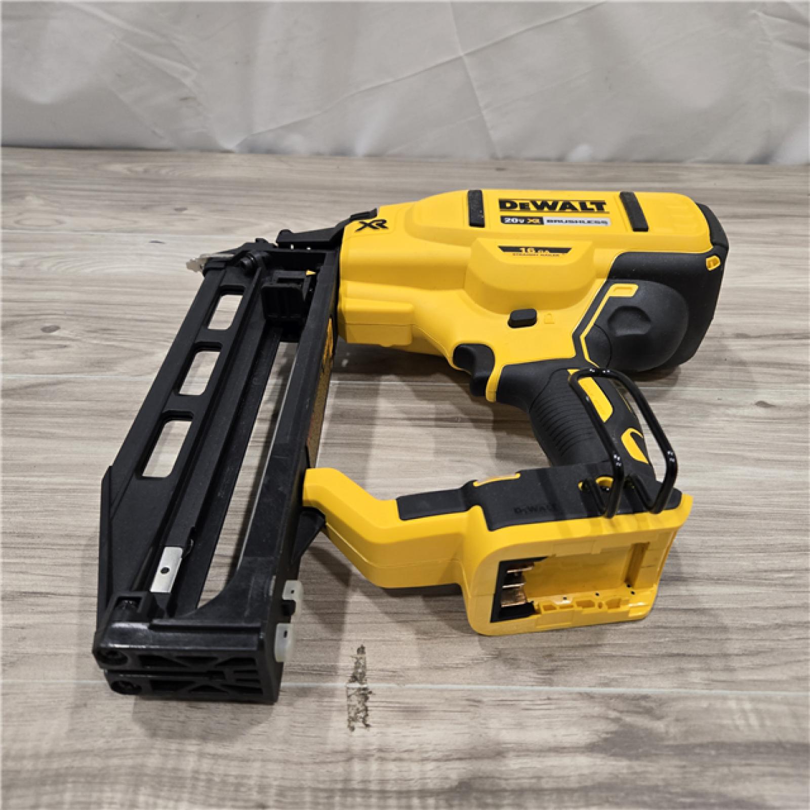 AS-IS DEWALT 20V MAX XR 16-Gauge Cordless Finish Nailer (Tool Only)