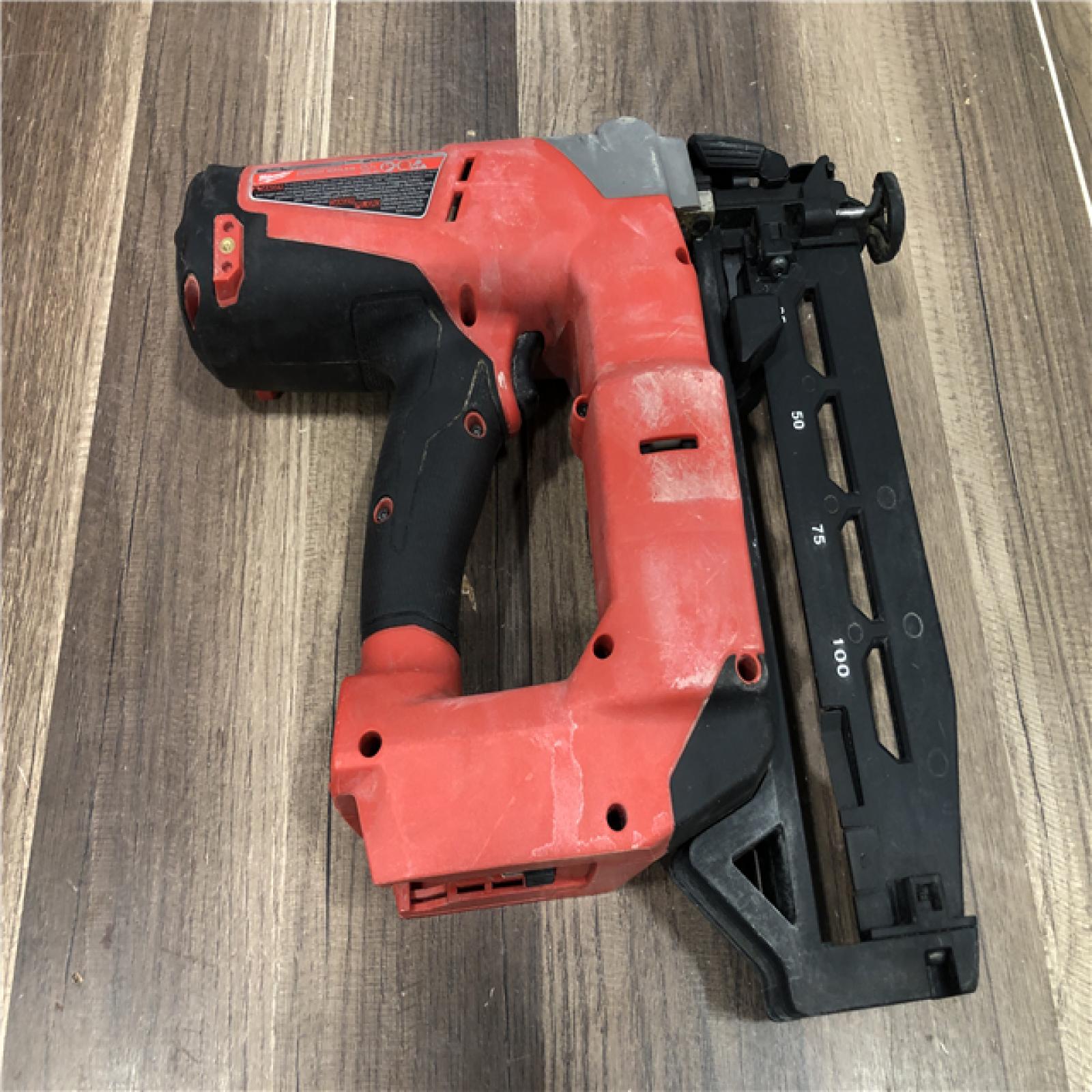 AS-IS Milwaukee M18 FUEL 18-Volt Lithium-Ion Brushless Cordless 16-Gauge Straight Finish Nailer (Tool Only)