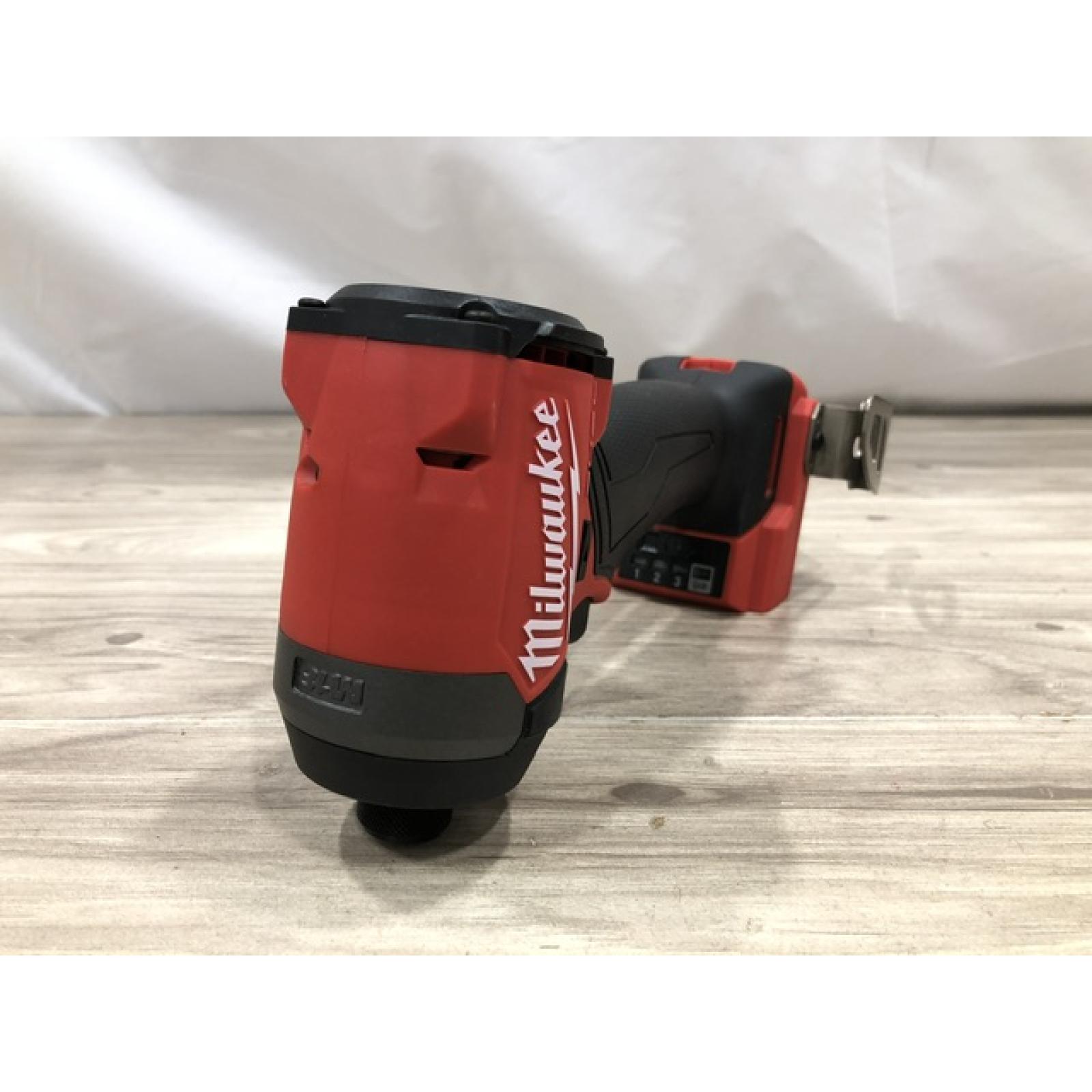 AS-IS Milwaukee 2953-22 M18 FUEL 1/4 Hex Impact Driver Kit
