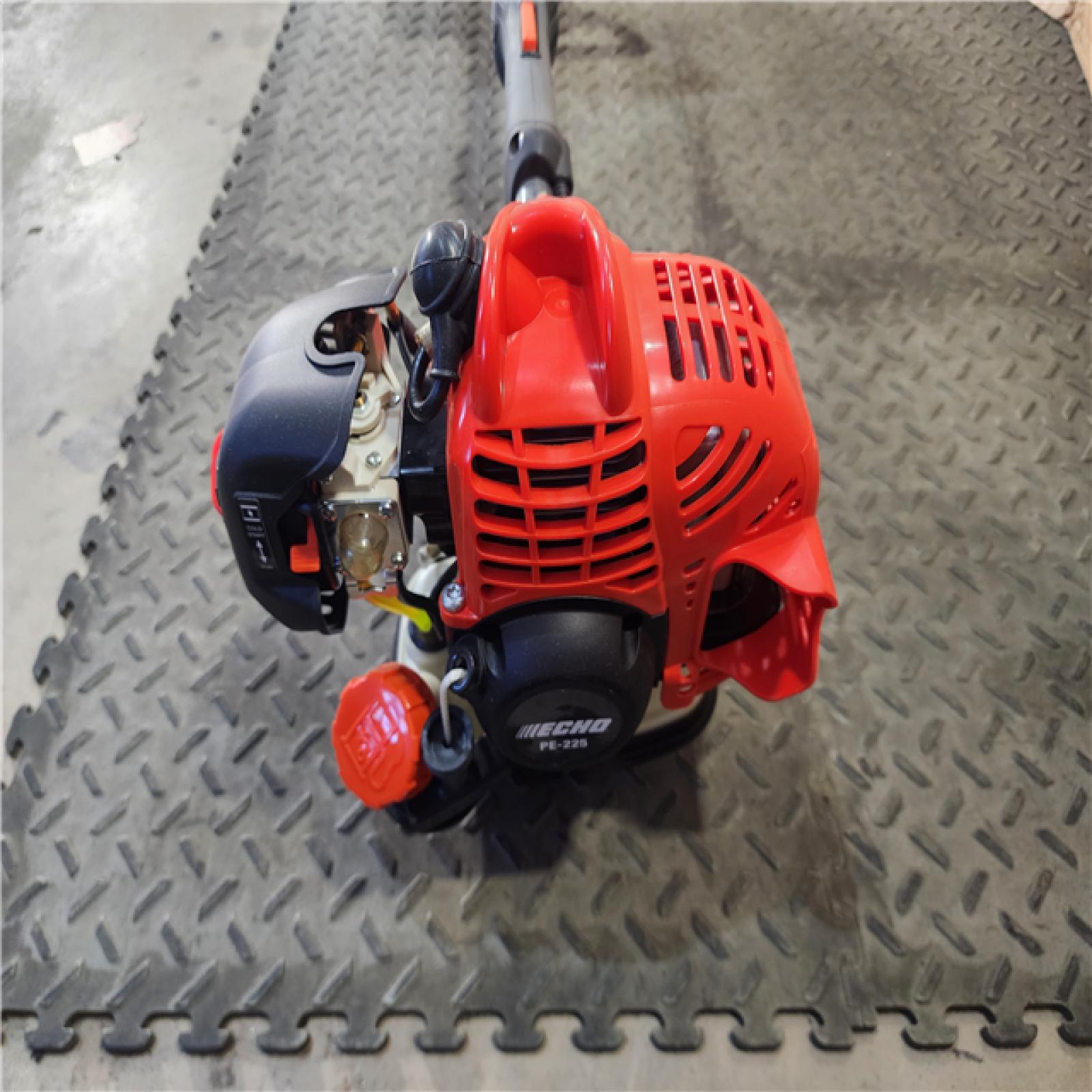 HOUSTON LOCATION - AS-IS (APPEARS LIKE NEW) ECHO 21.2 cc Gas 2-Stroke Lawn Edger