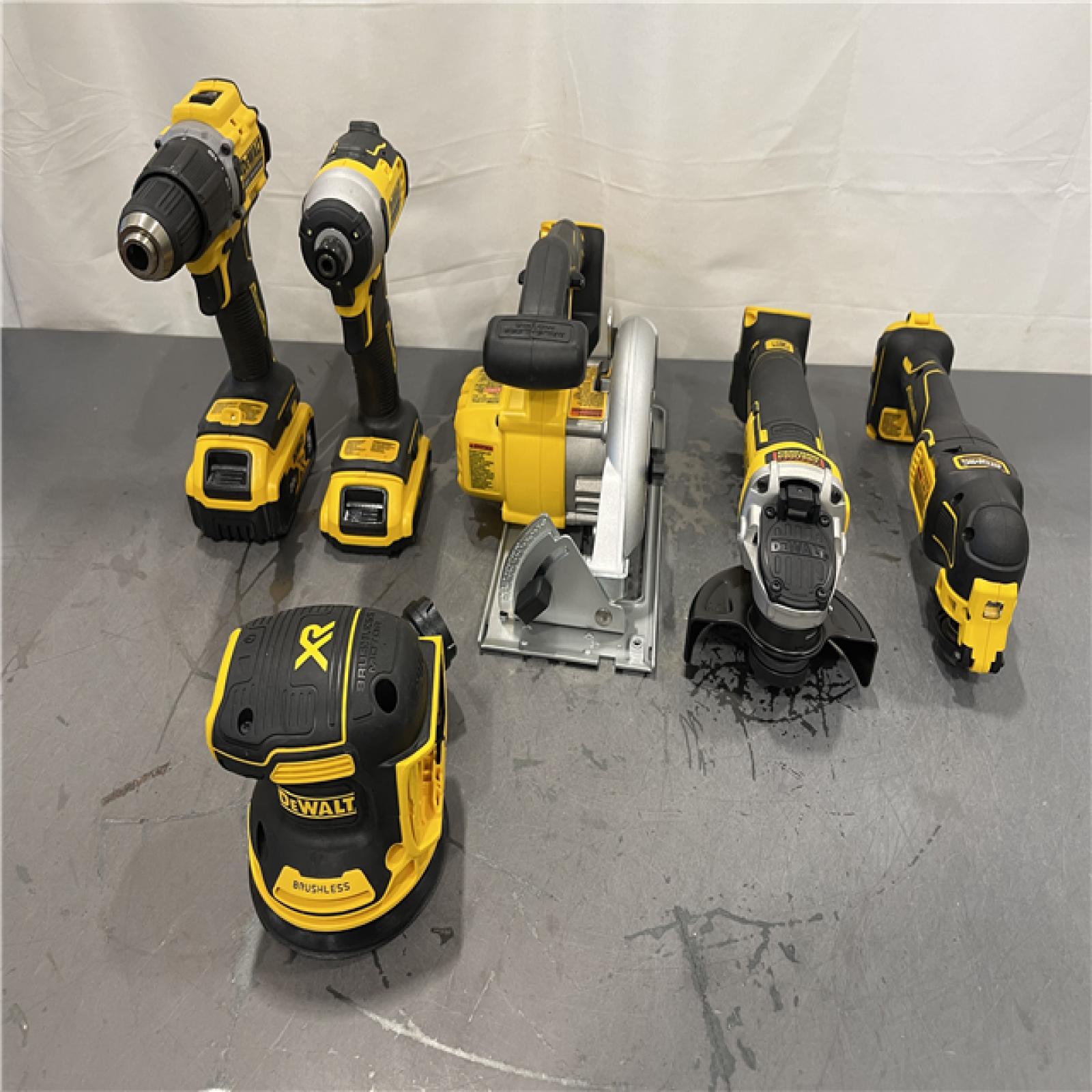 AS-IS - DEWALT 20-Volt MAX ToughSystem Lithium-Ion 6-Tool Cordless Combo Kit