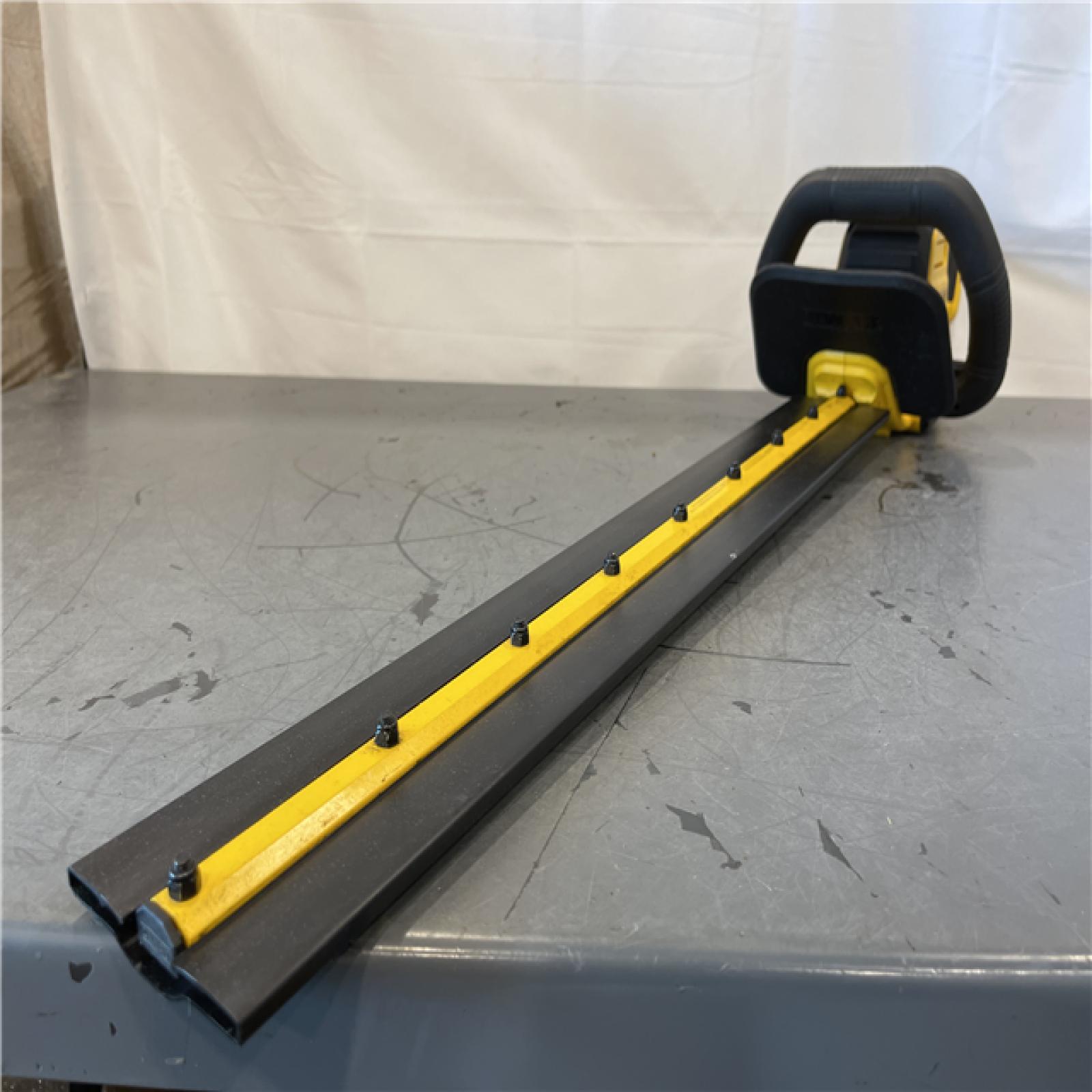 AS-IS - DeWalt FLEXVOLT 60V MAX 26 in. Brushless Cordless Battery Powered Hedge Trimmer
