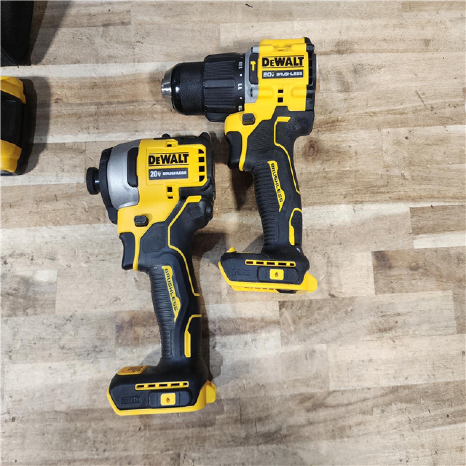 HOUSTON LOCATION - AS-IS DEWALT ATOMIC 20-Volt MAX Lithium-Ion Cordless Combo Kit
