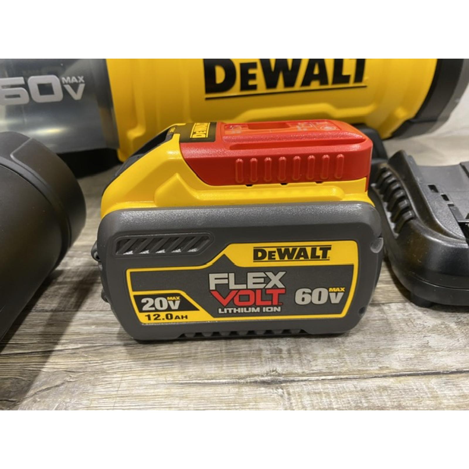 AS-IS DEWALT FLEXVOLT 60V MAX 160 MPH 760 CFM Brushless Cordless Axial Blower Kit