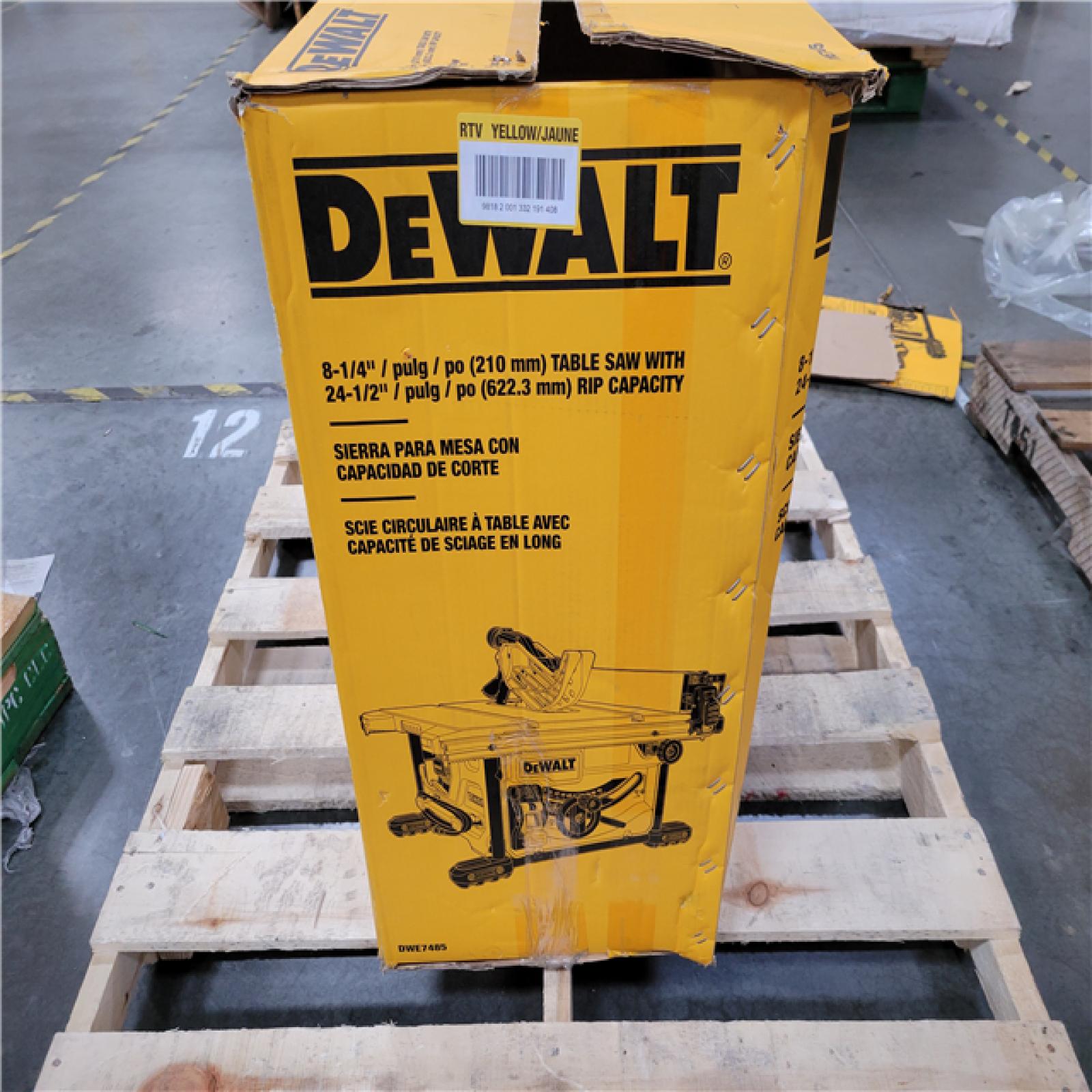 CALIFORNIA AS-IS DEWALT 8-1/4 /PULG/PO (210mm) TABLE SAW WITH 24-1/2 /PULG/PO (622.3mm) RIP CAPACITY
