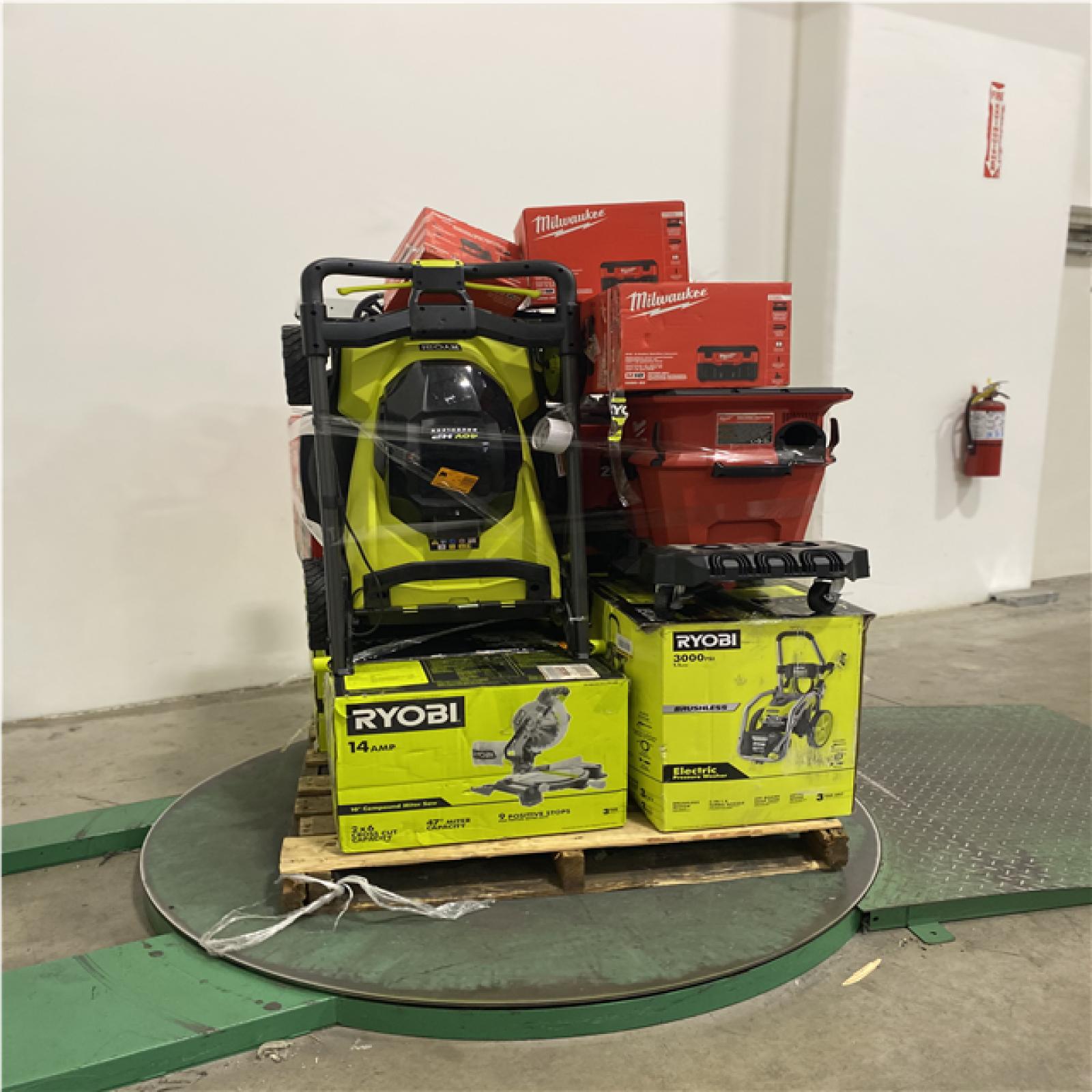 Dallas Location - As-Is Tool Pallet