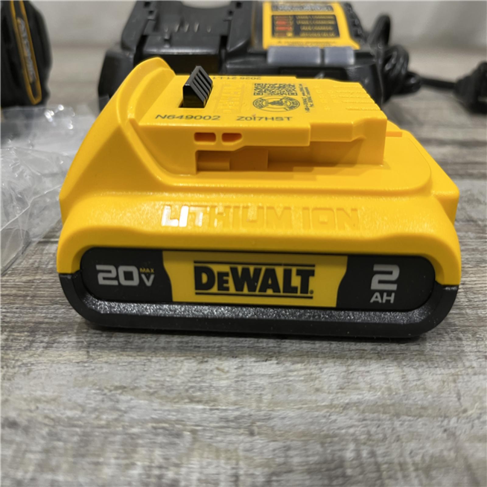 AS-IS DEWALT Atomic 20V Lithium-Ion Cordless Compact 1/2 in. Drill/Driver Kit