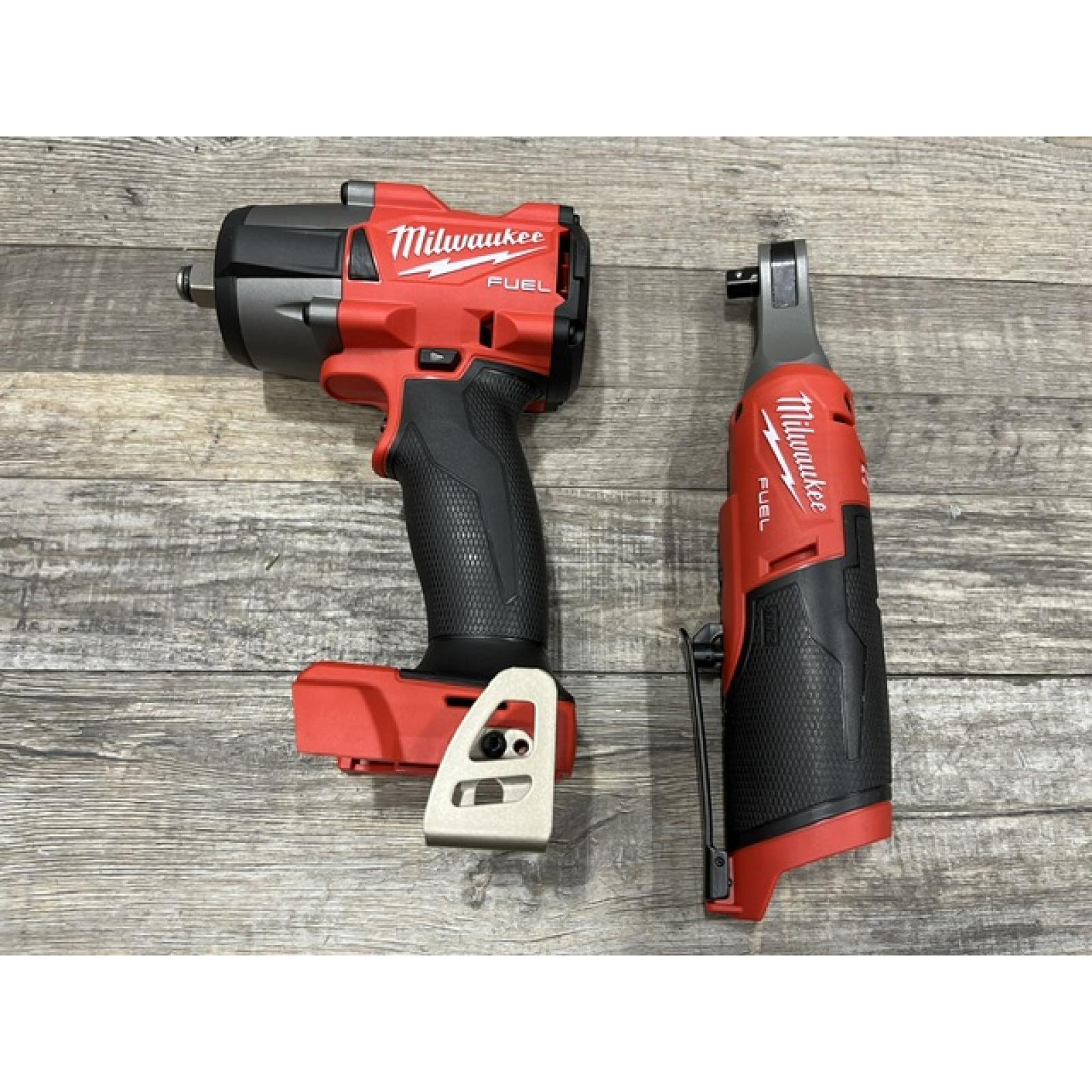 AS-IS Milwaukee FUEL 18V Cordless Mid Torque 1/2 in. Impact Wrench w/ 12 FUEL 3/8 in. Ratchet Combo Kit