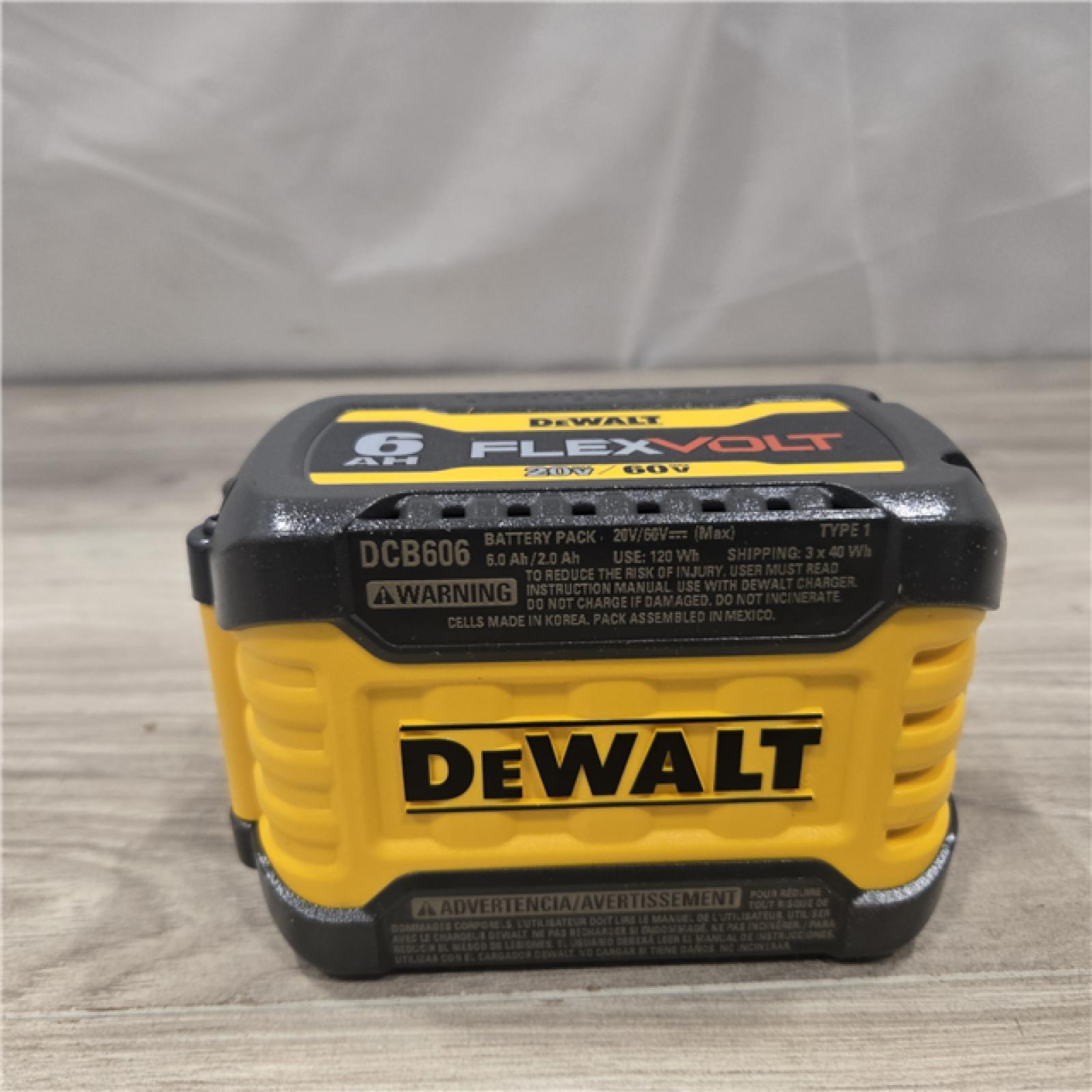 AS-IS DEWALT FLEXVOLT 20V/60V MAX Lithium-Ion 6.0Ah Battery and Charger Kit
