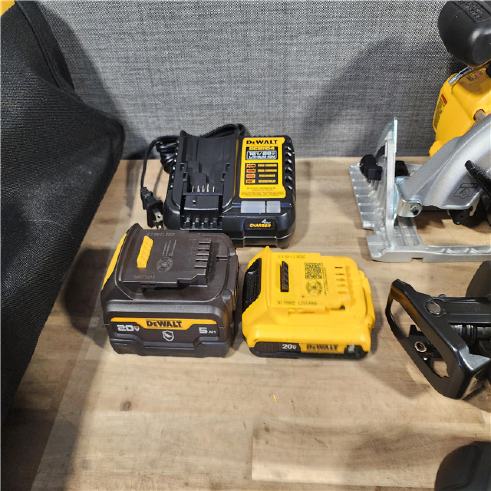 HOUSTON LOCATION - AS-IS (APPEARS LIKE NEW) DEWALT 20-Volt MAX Lithium-Ion Cordless 7-Tool Combo Kit with 2.0 Ah Battery, 5.0 Ah Battery and Charger