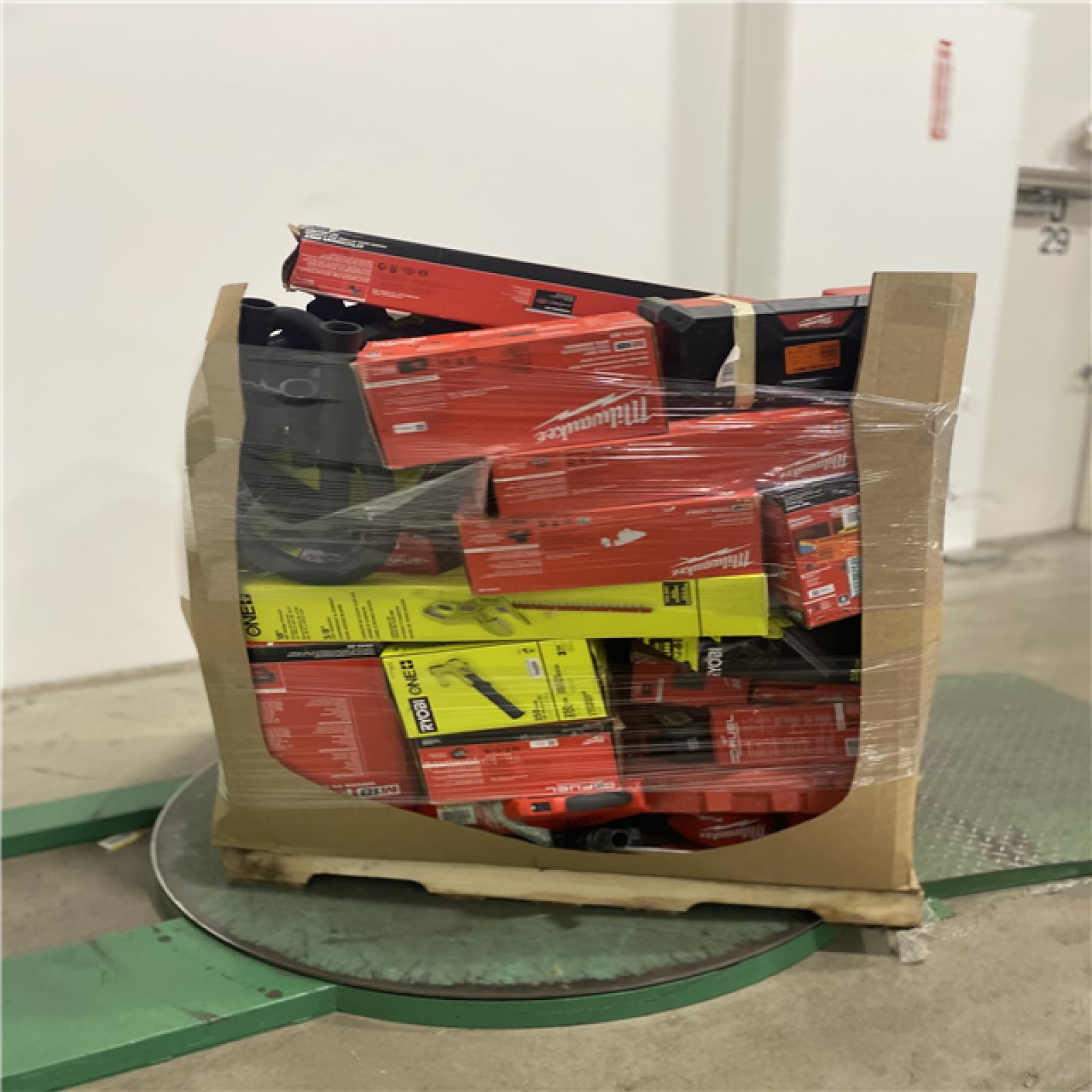 Dallas Location - As-Is Tool Pallet