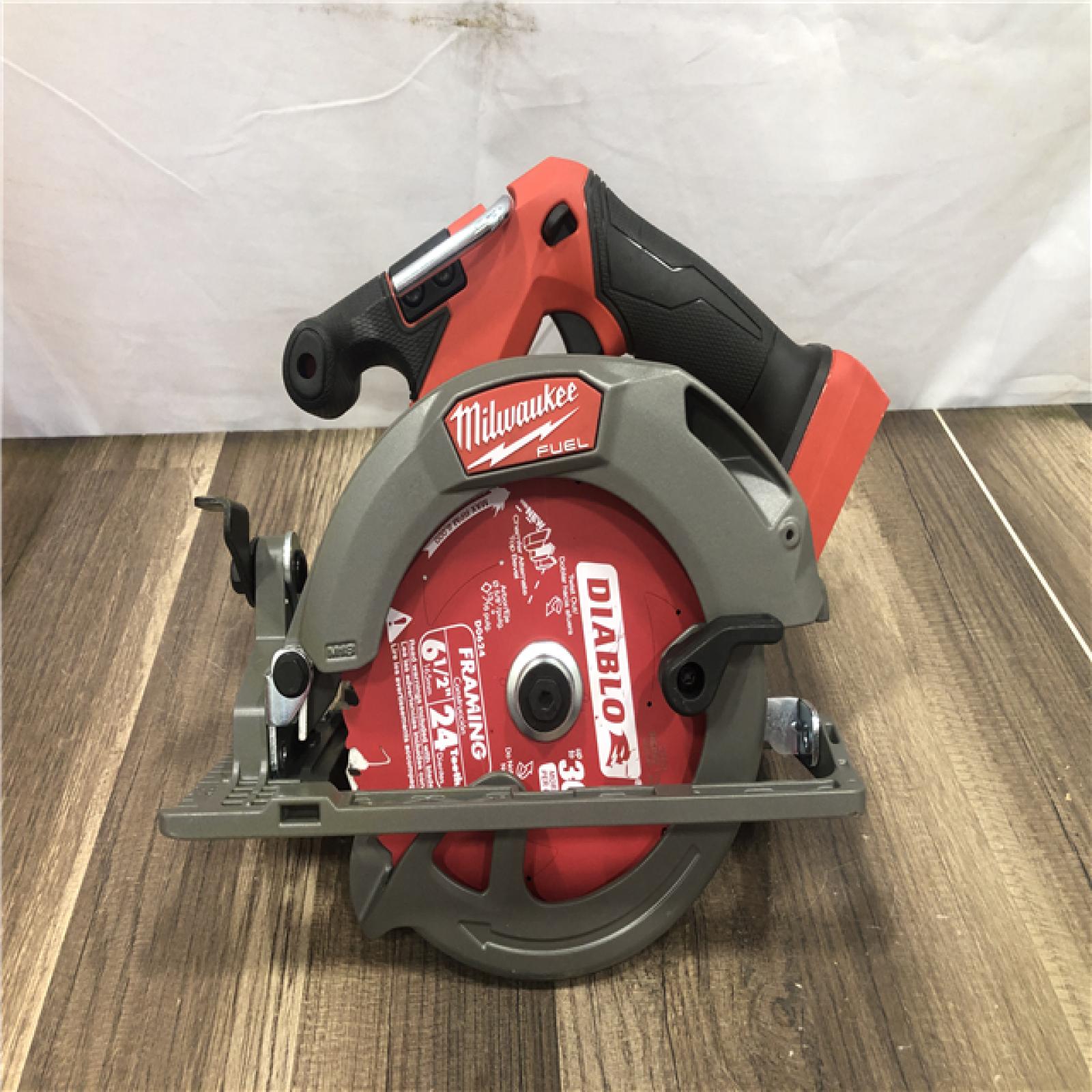 AS-IS Milwaukee FUEL 18V Lithium-Ion Brushless Cordless 6-1/2 in. Circular Saw (Tool-Only)