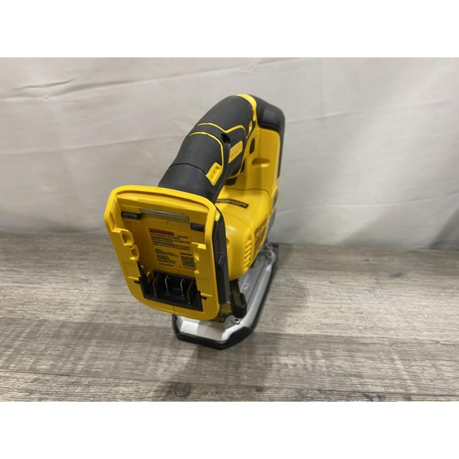 AS-IS DEWALT 20V MAX XR Cordless Brushless Jigsaw (Tool Only)