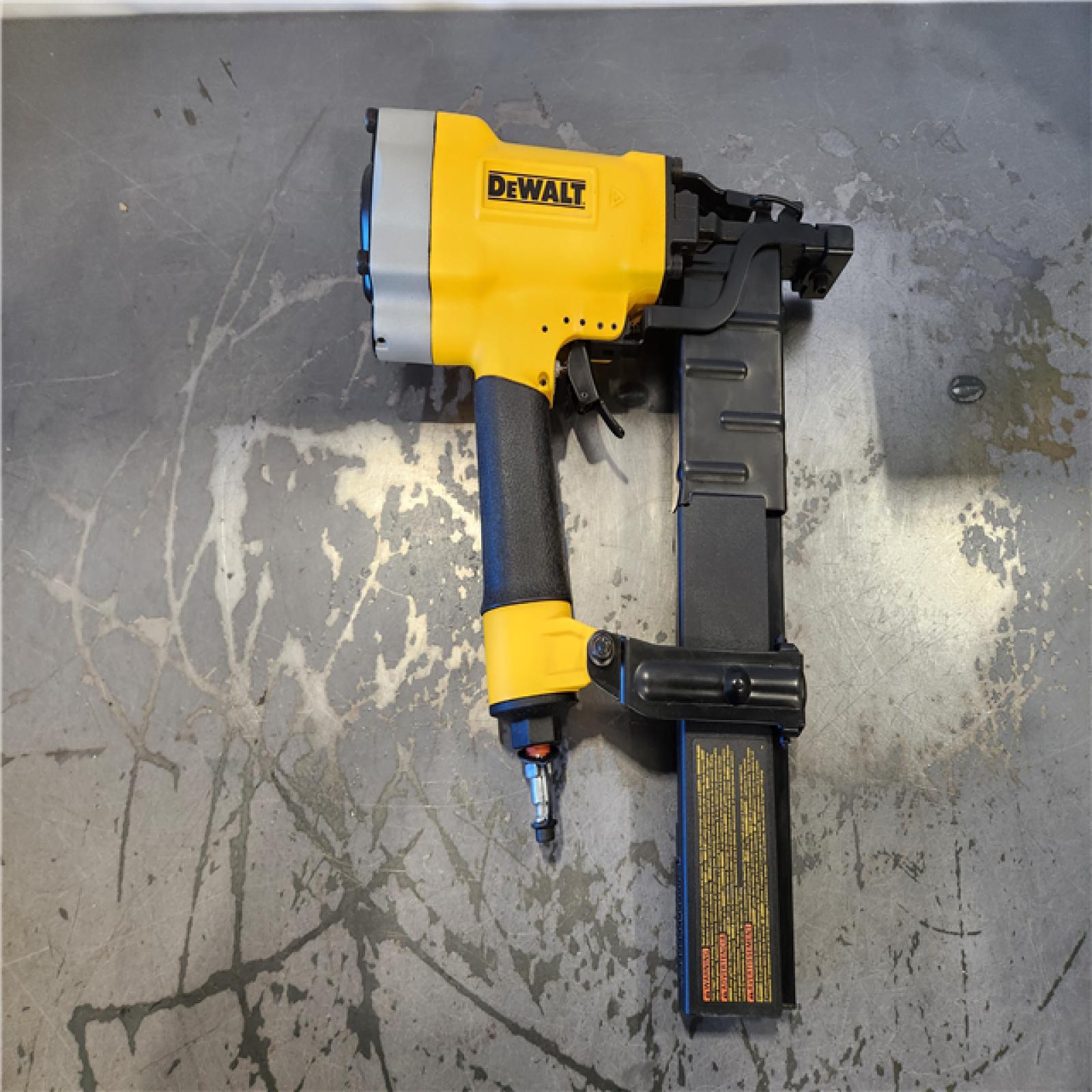 AS-IS- DeWalt 16 Gauge 1 Crown 2 Lathing Stapler