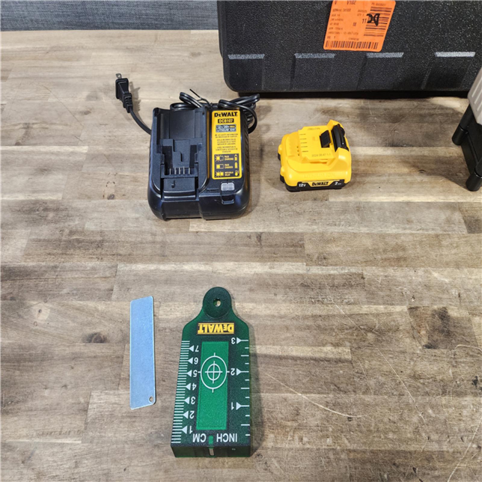 HOUSTON LOCATION - AS-IS DEWALT 12V MAX Lithium-Ion 100 Ft. Green Self-Leveling 3-Beam 360 Degree Laser Level with 2.0Ah Battery, Charger and Case