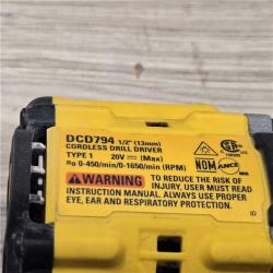 AS-IS DEWALT ATOMIC COMPACT SERIES 20V MAX* Cordless 1/2 Drill/Driver Kit